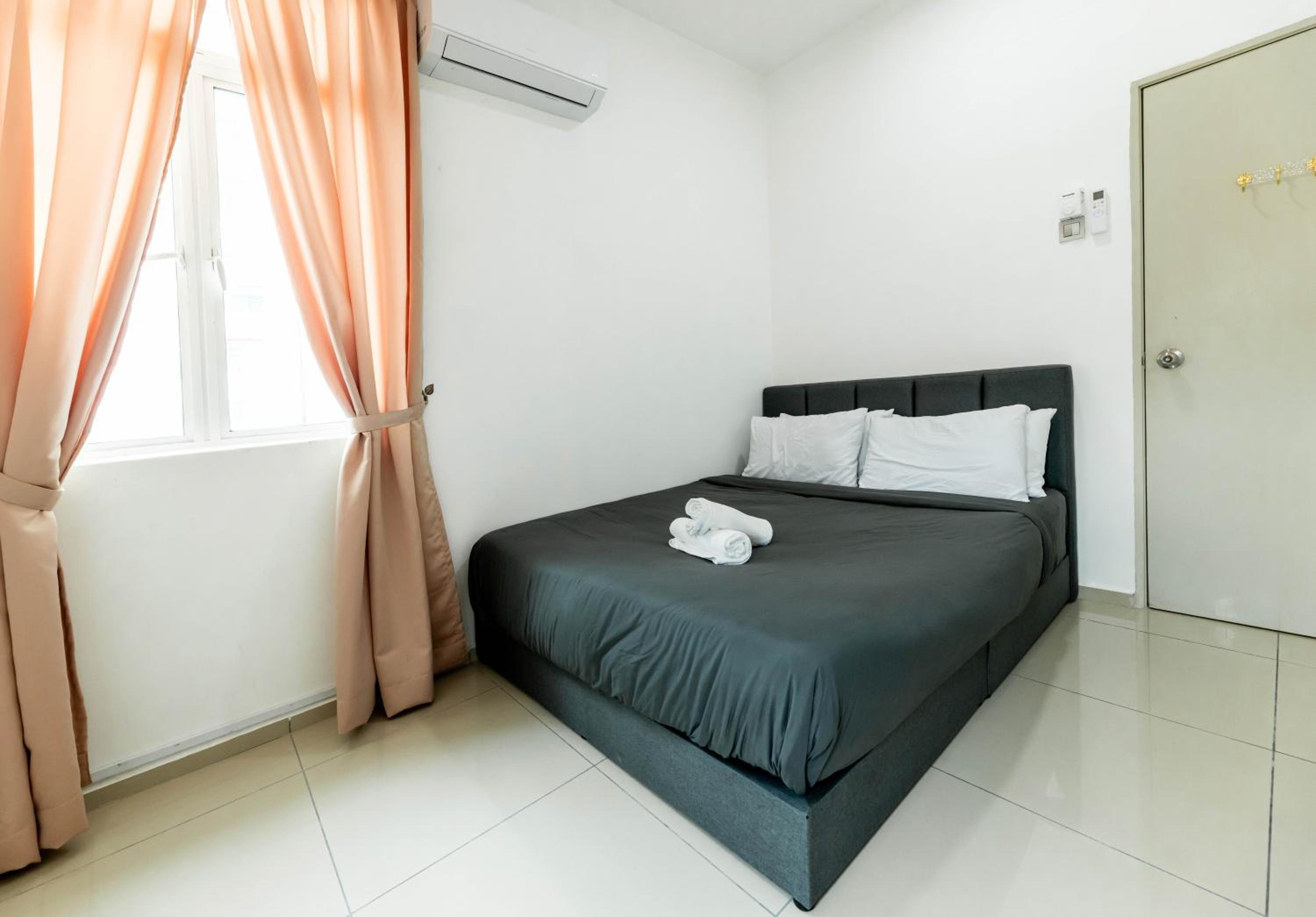Serene Stay at Ehsan KLIA Sepang by HCK
