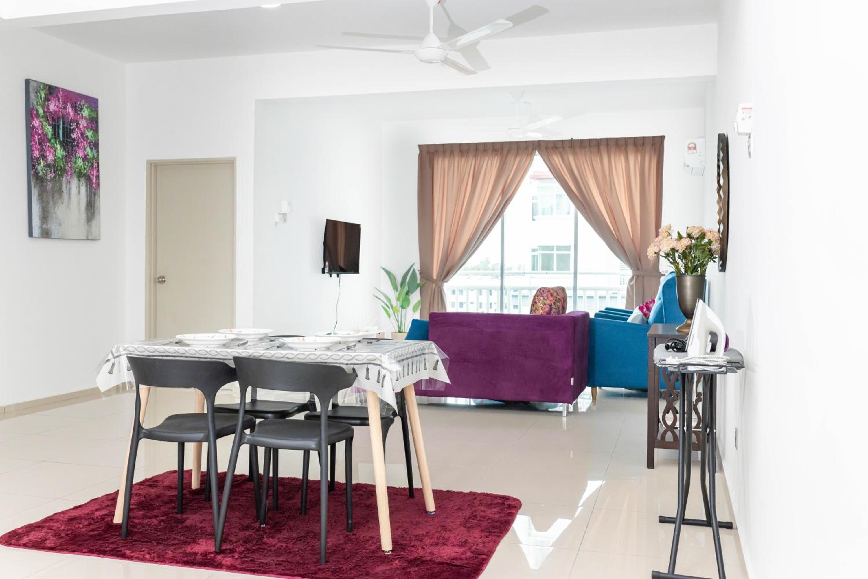 Serene Stay at Ehsan KLIA Sepang by HCK