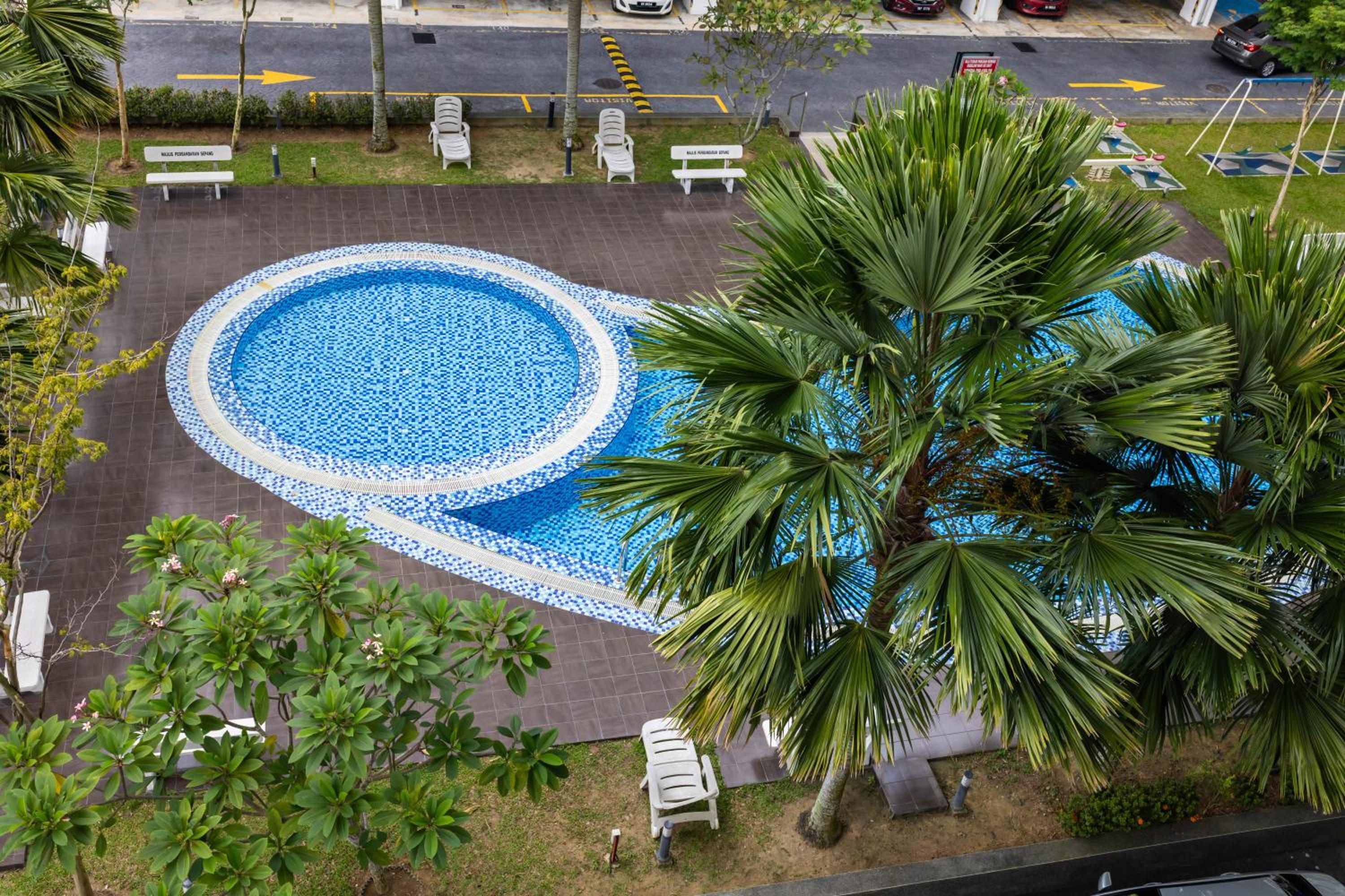 Serene Stay at Ehsan KLIA Sepang by HCK
