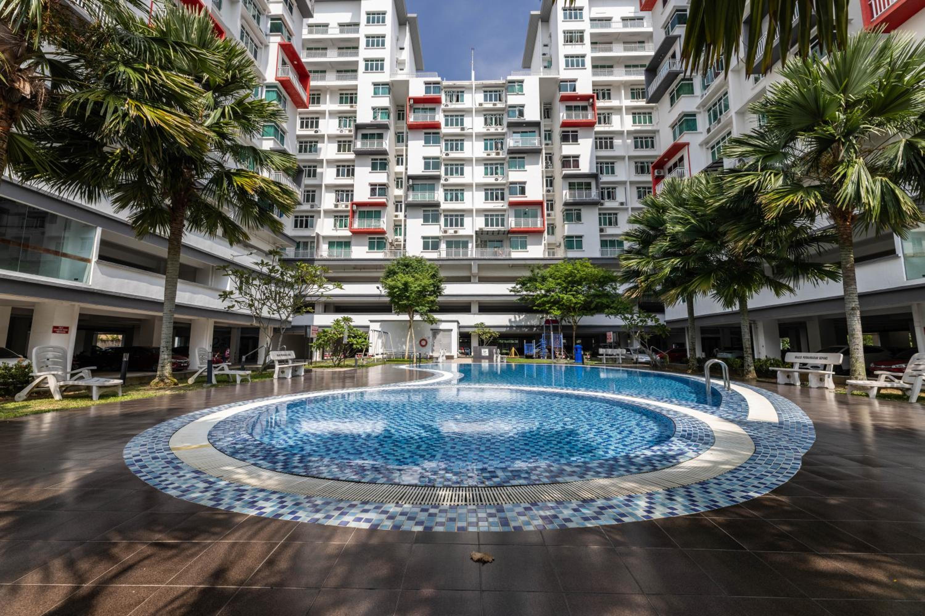 Serene Stay at Ehsan KLIA Sepang by HCK
