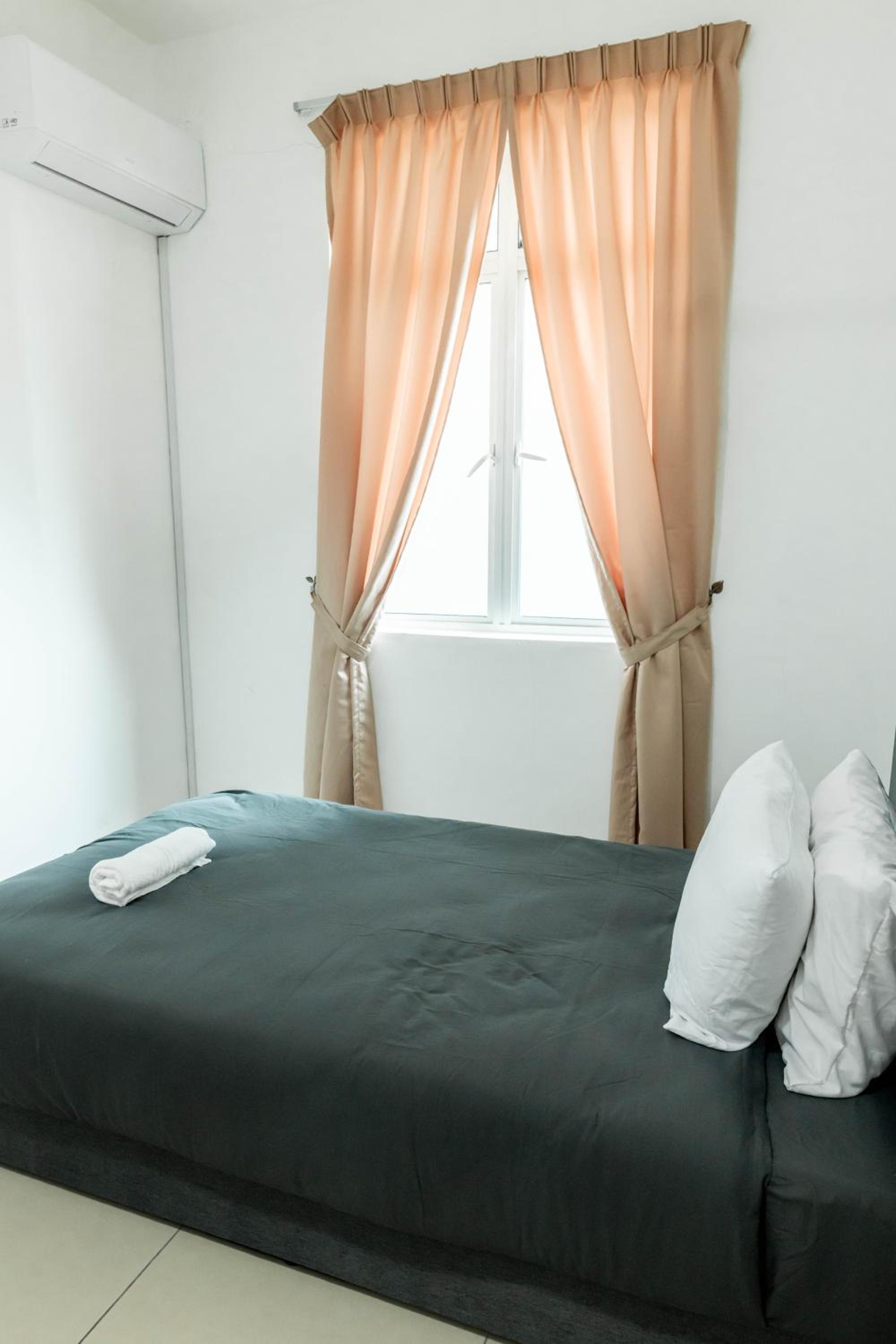 Serene Stay at Ehsan KLIA Sepang by HCK
