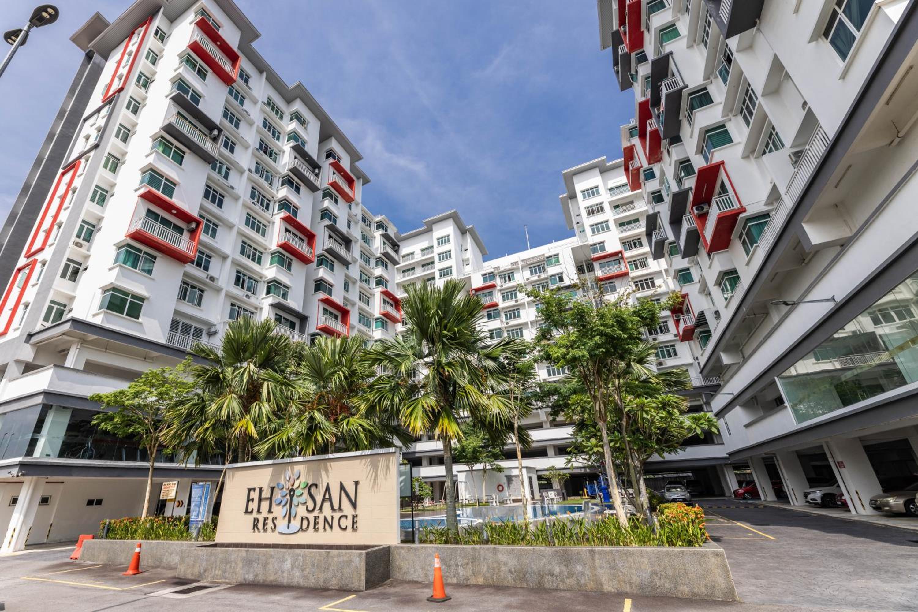 Serene Stay at Ehsan KLIA Sepang by HCK