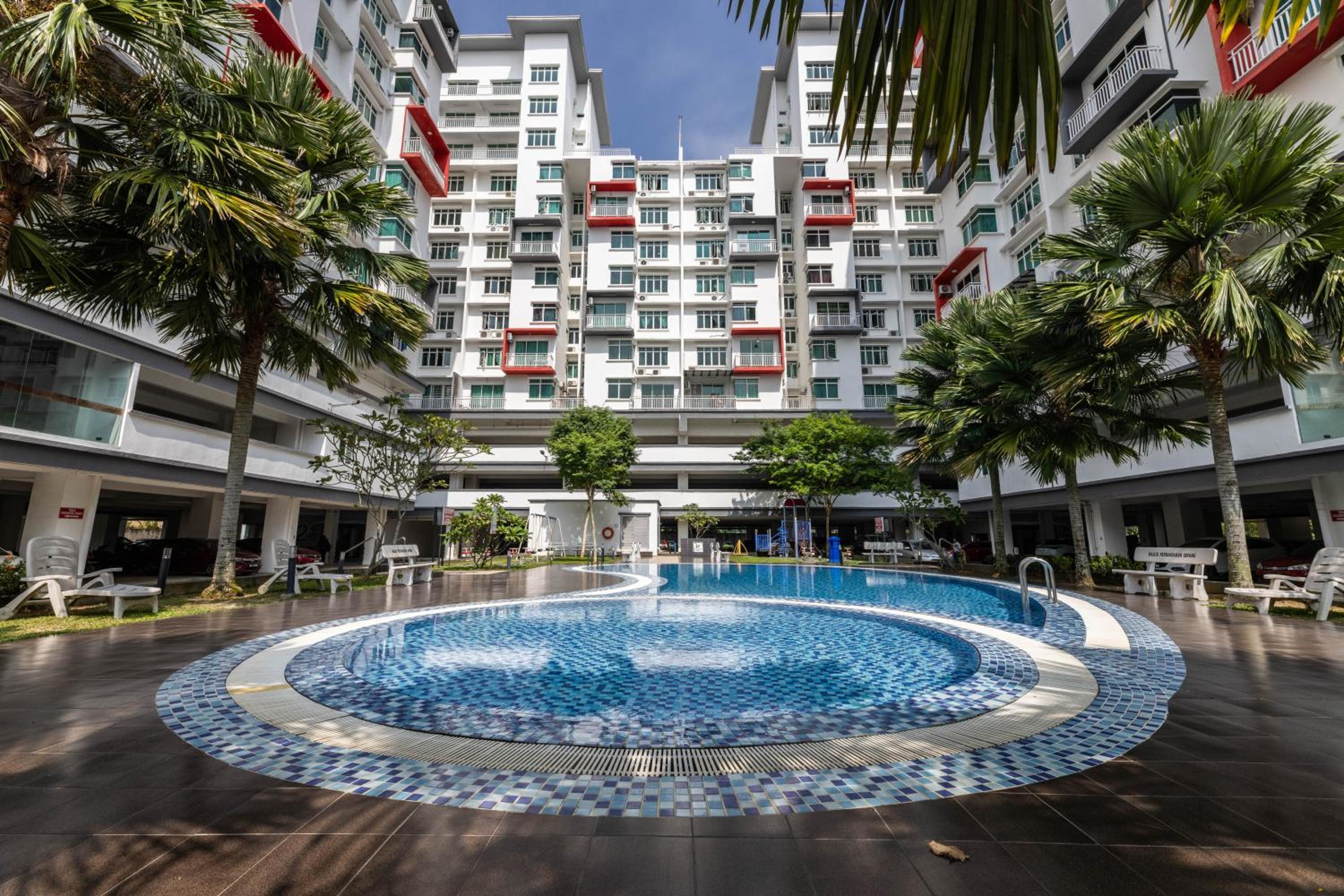 Serene Stay at Ehsan KLIA Sepang by HCK