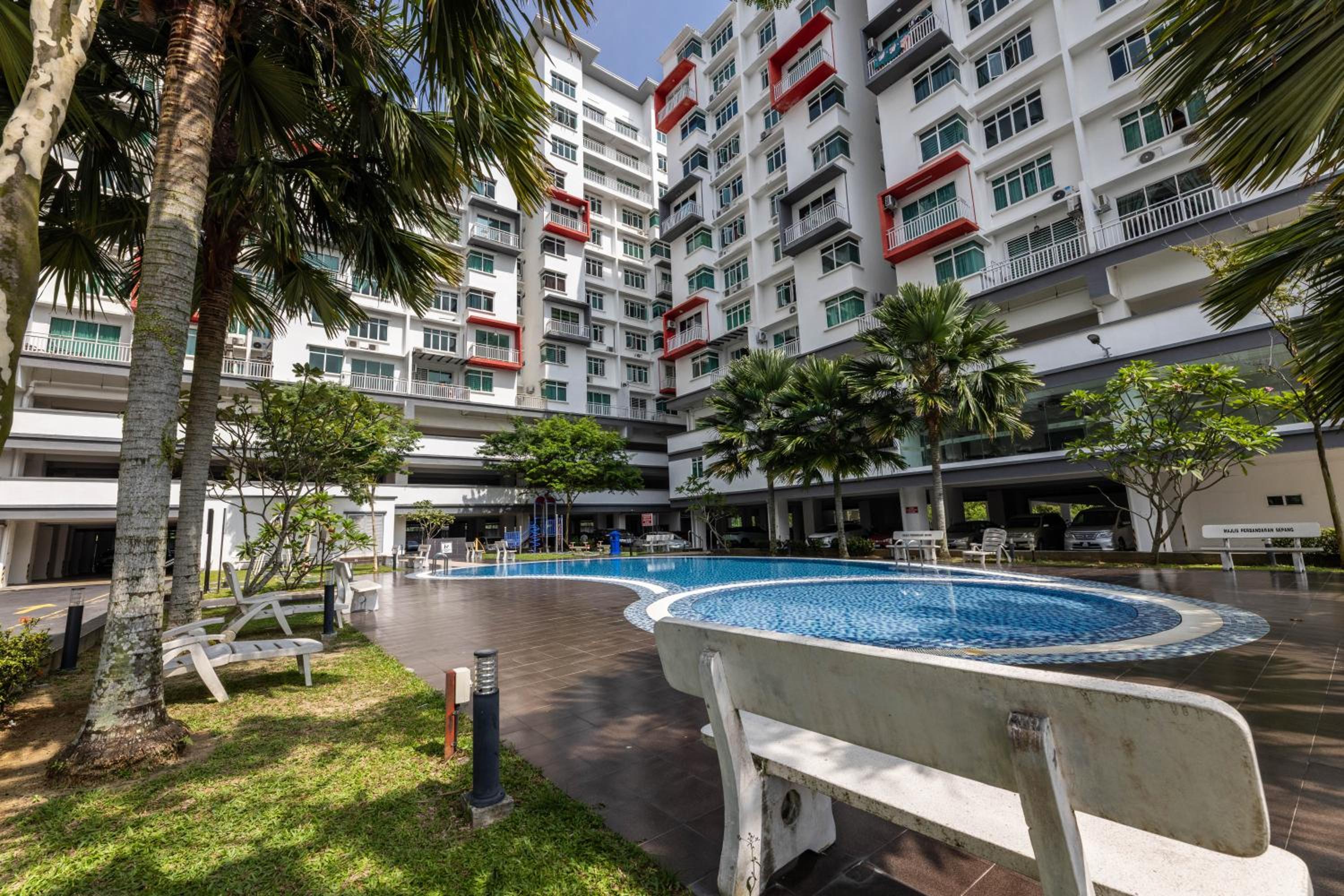Serene Stay at Ehsan KLIA Sepang by HCK