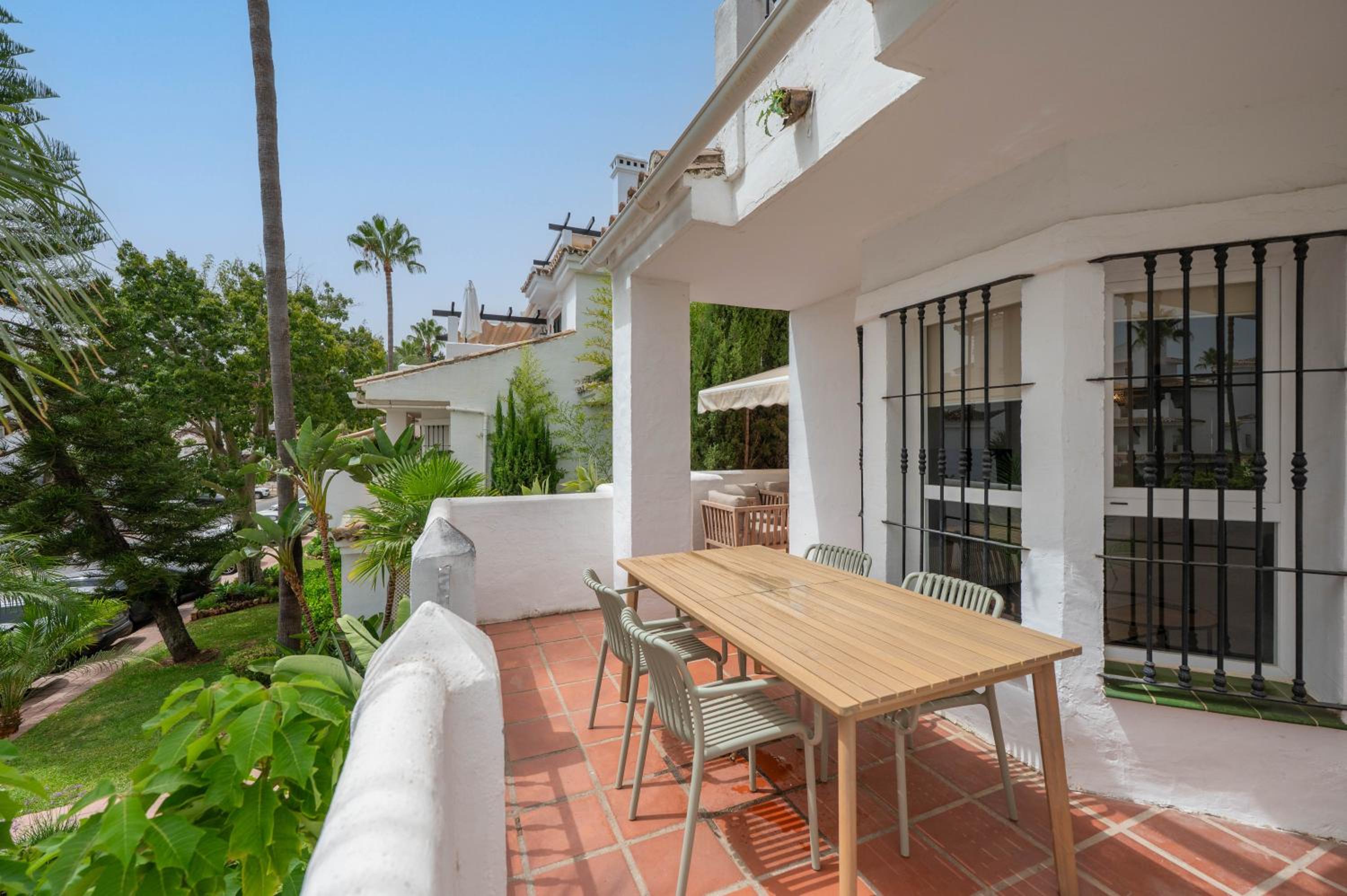 Luméa del Sol, Naranjos, Marbella