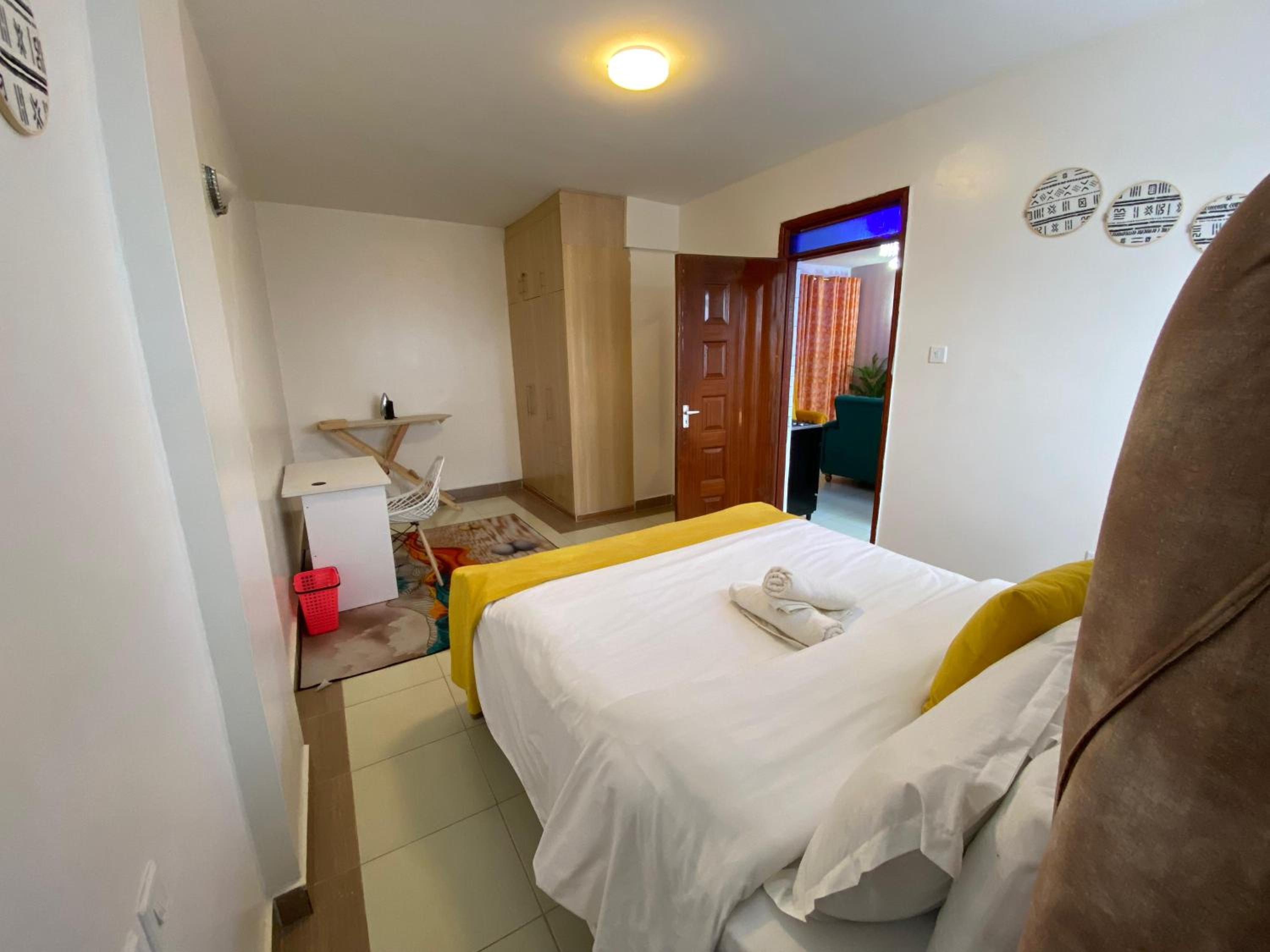 Cozy & Modern One Bedroom Opposite Garden City Mall