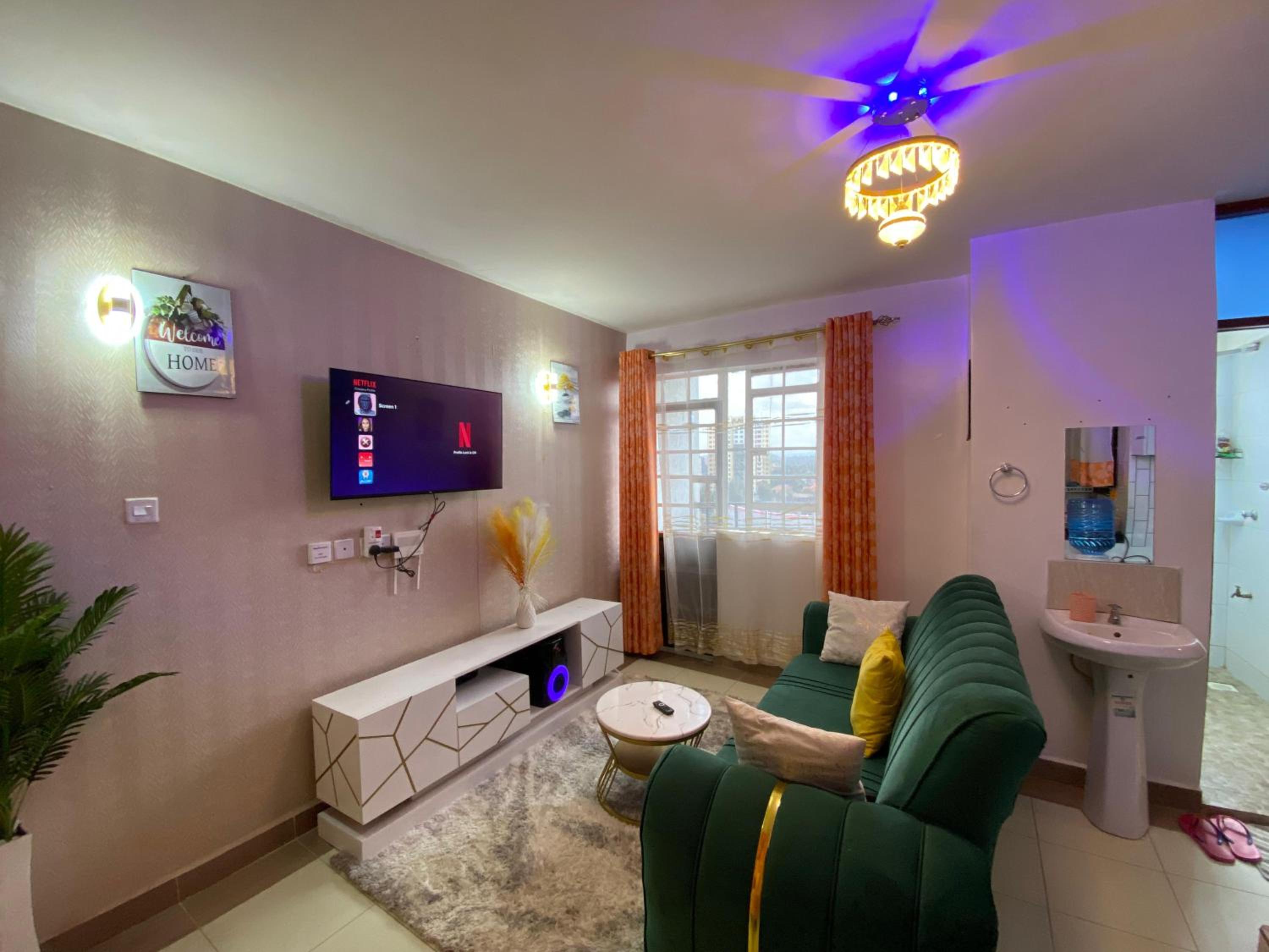 Cozy & Modern One Bedroom Opposite Garden City Mall