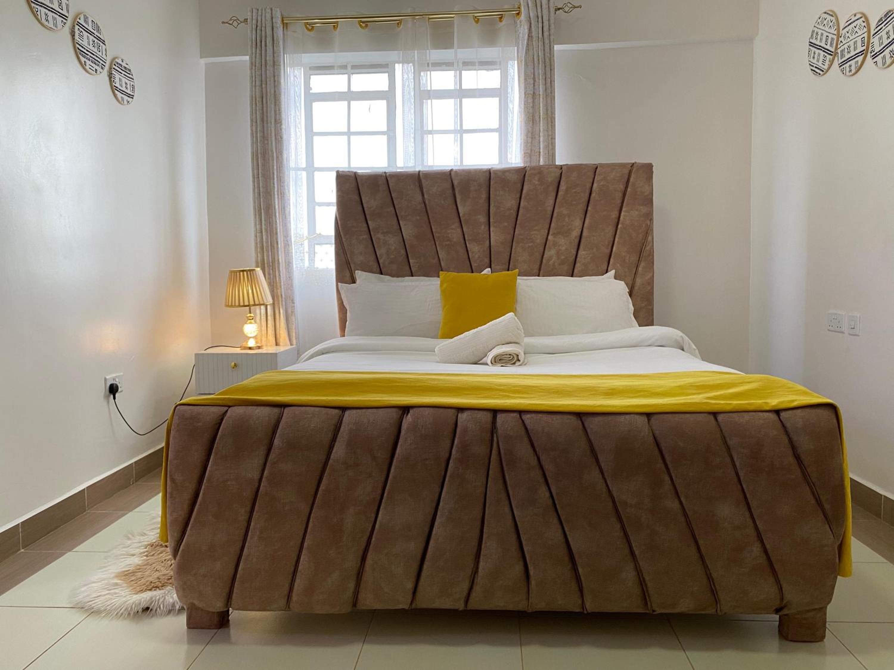 Cozy & Modern One Bedroom Opposite Garden City Mall