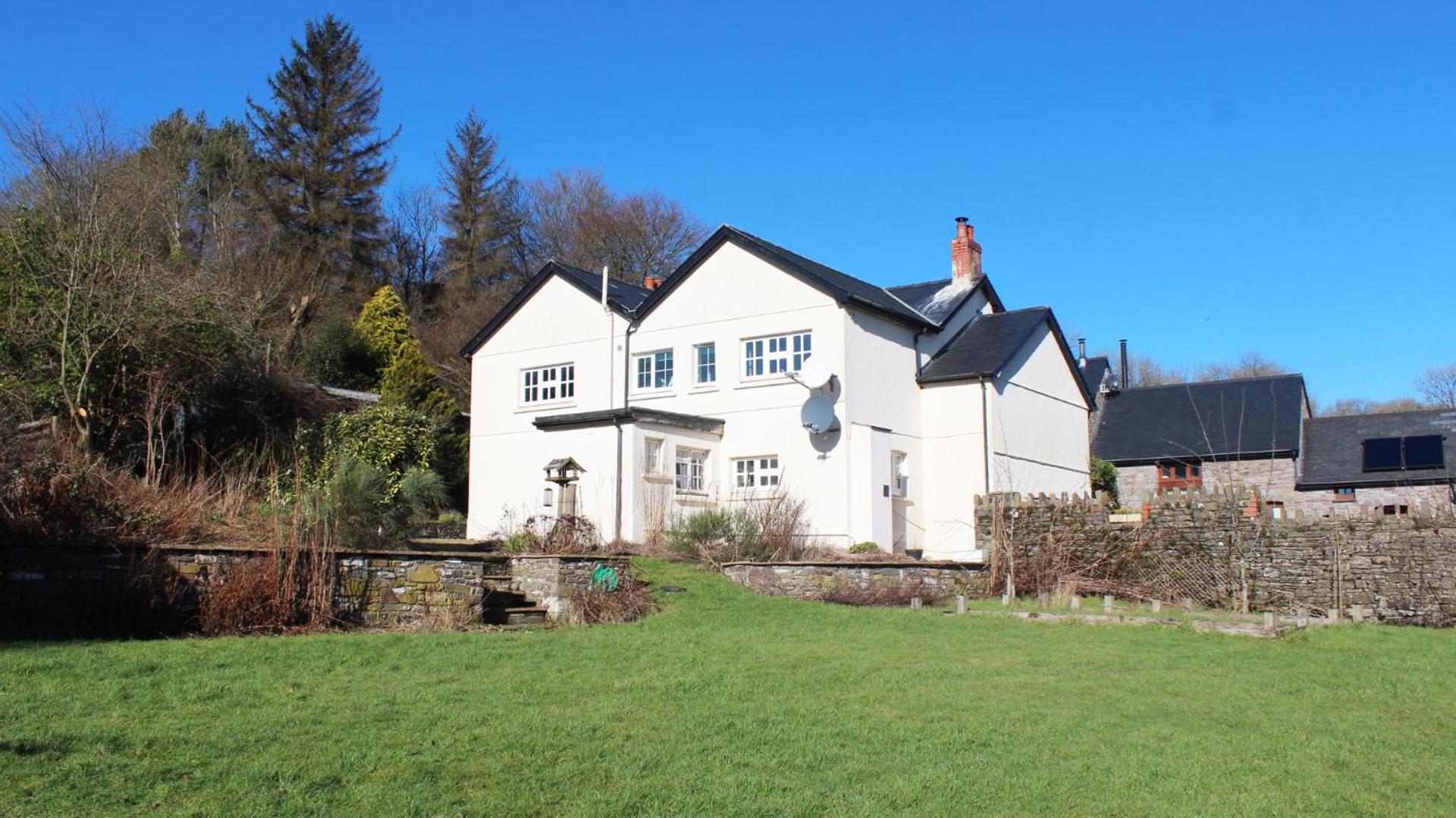 Onnen Fawr Farmhouse
