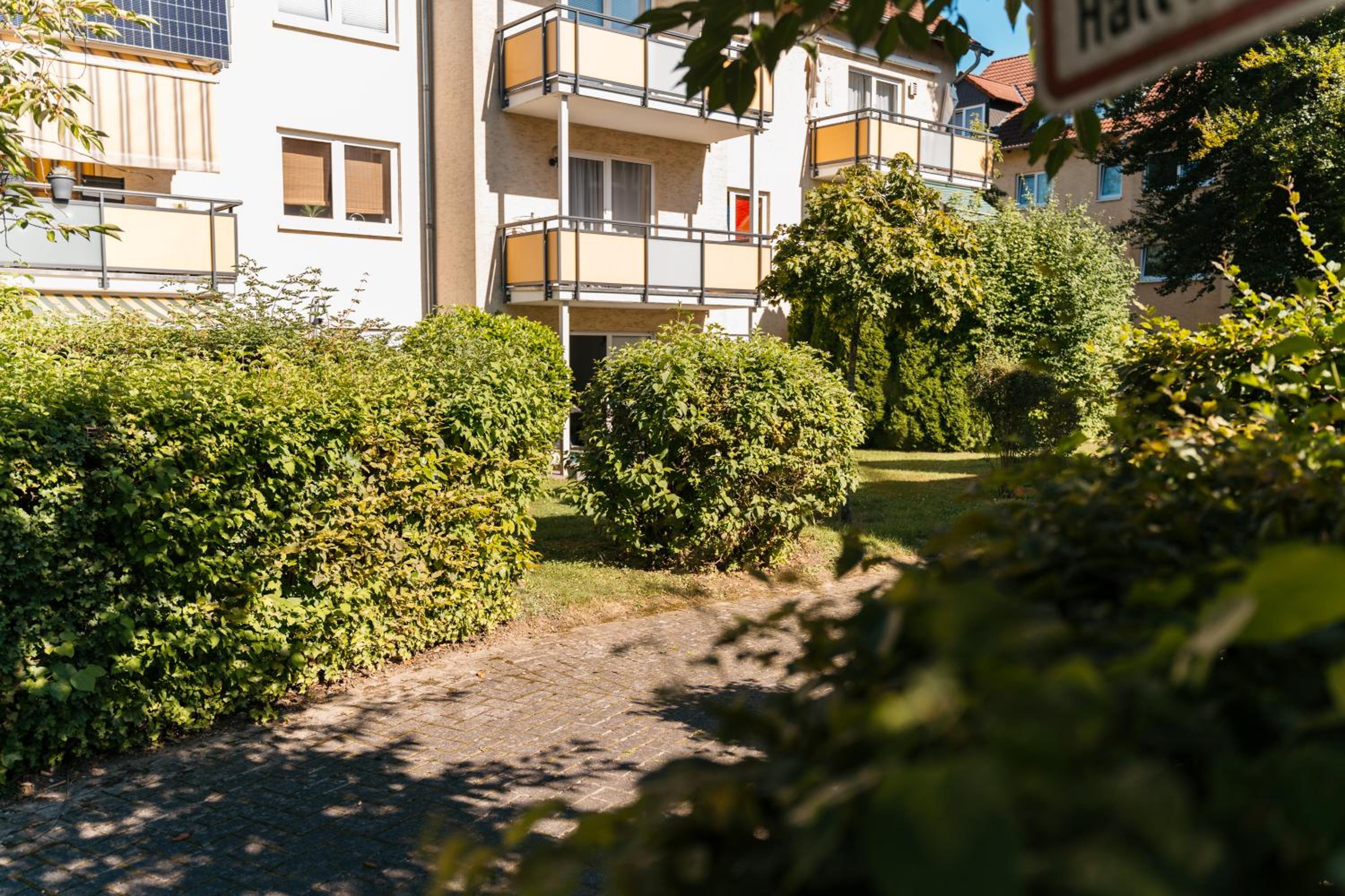Vellmar Oase am Park mit Terrasse- Zentral und ruhig-24-7 Self Check-in, Edeka und Bäcker nebenan