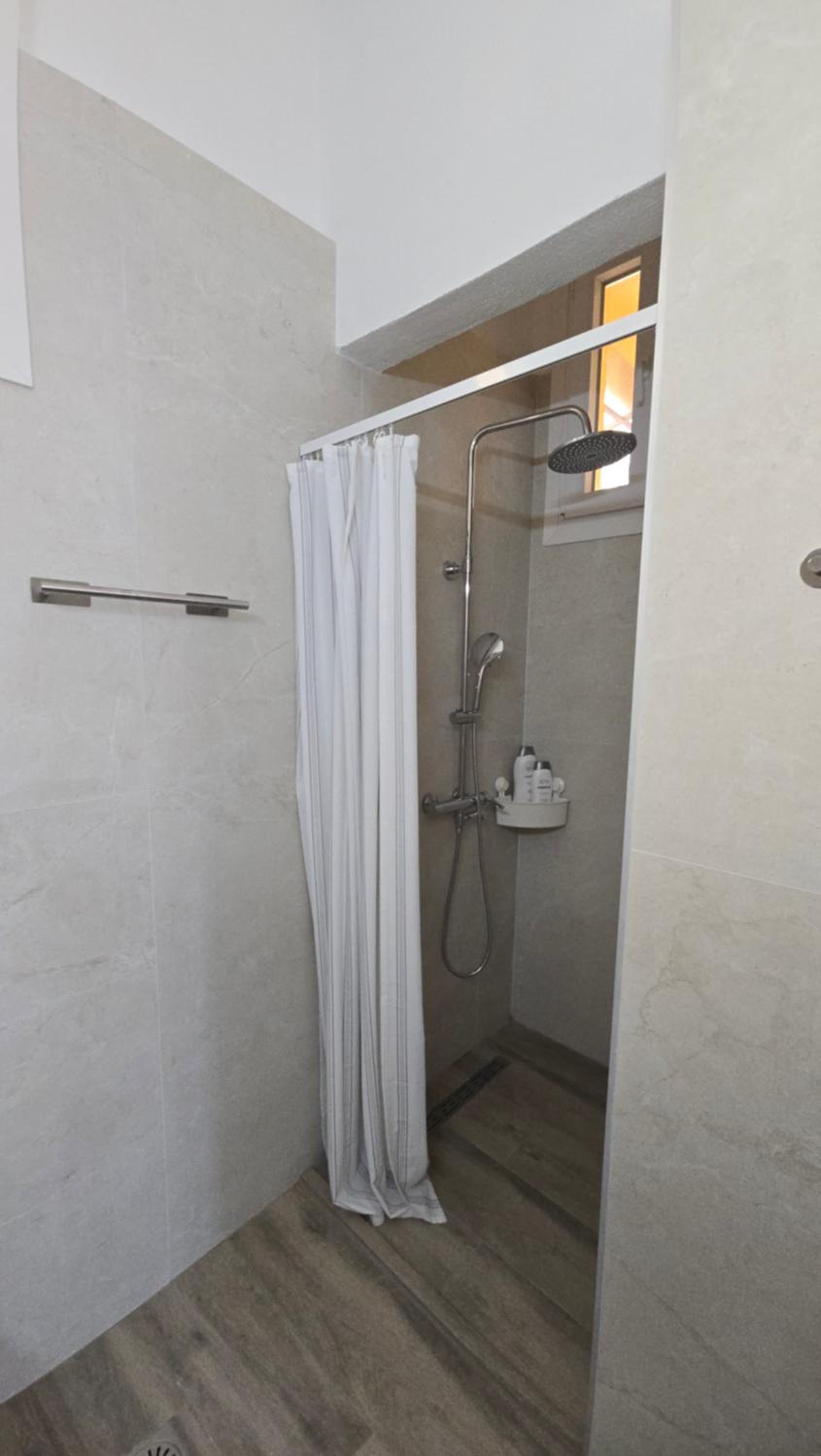 KYANA Luxury KVA