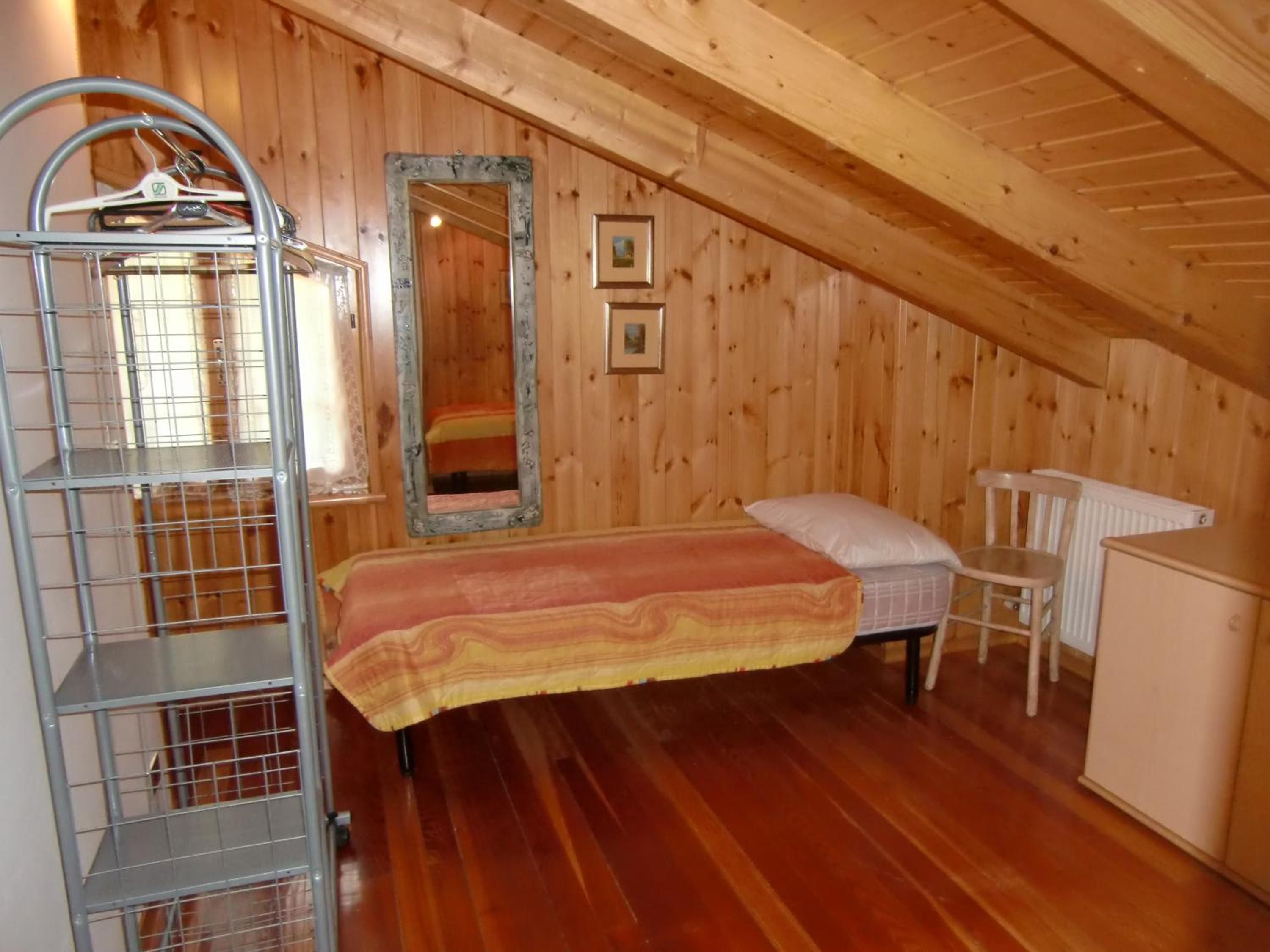 Photo 48
