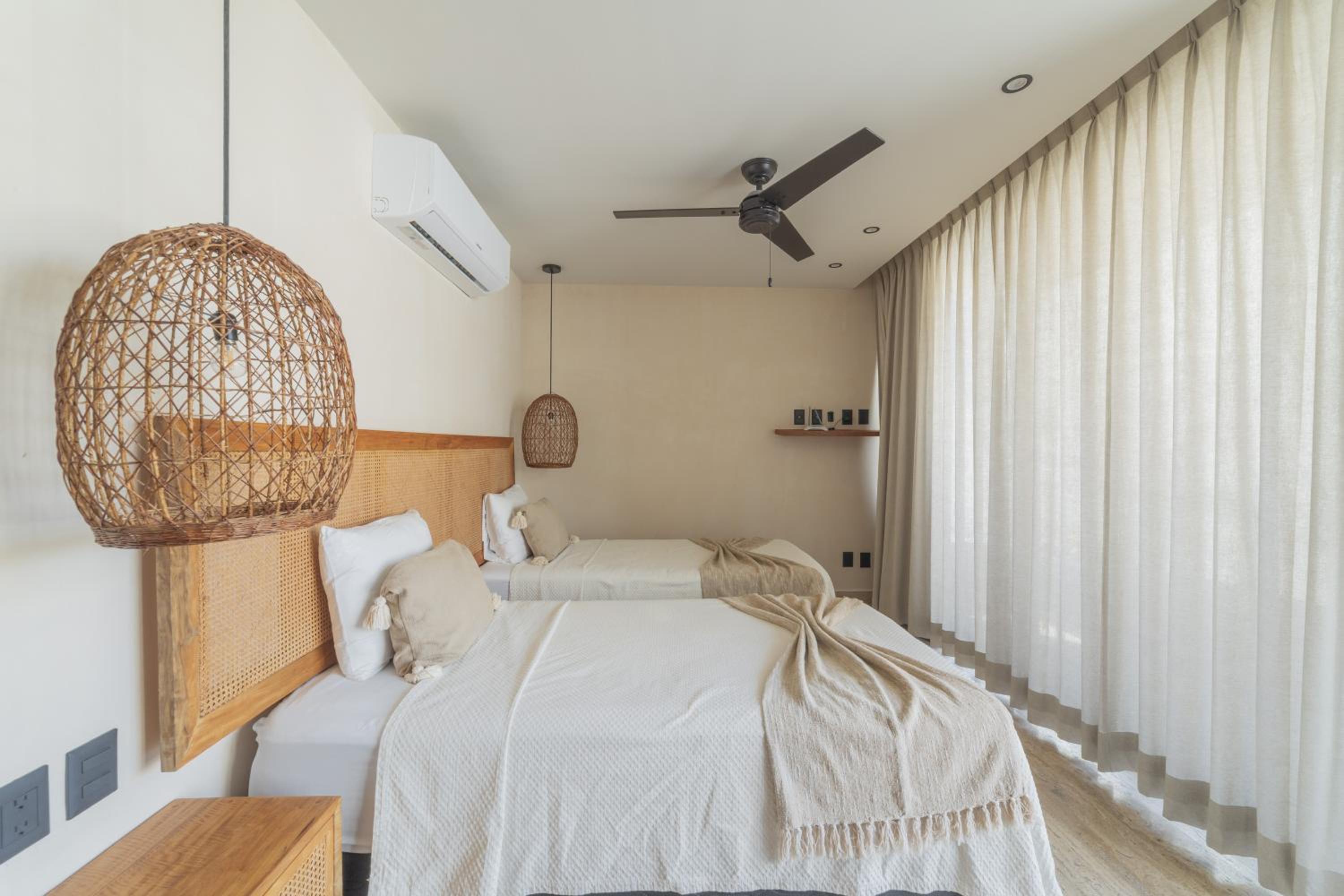 BT Homes - Tulum - Exclusiva villa de lujo con piscina, gym y pista de pádel
