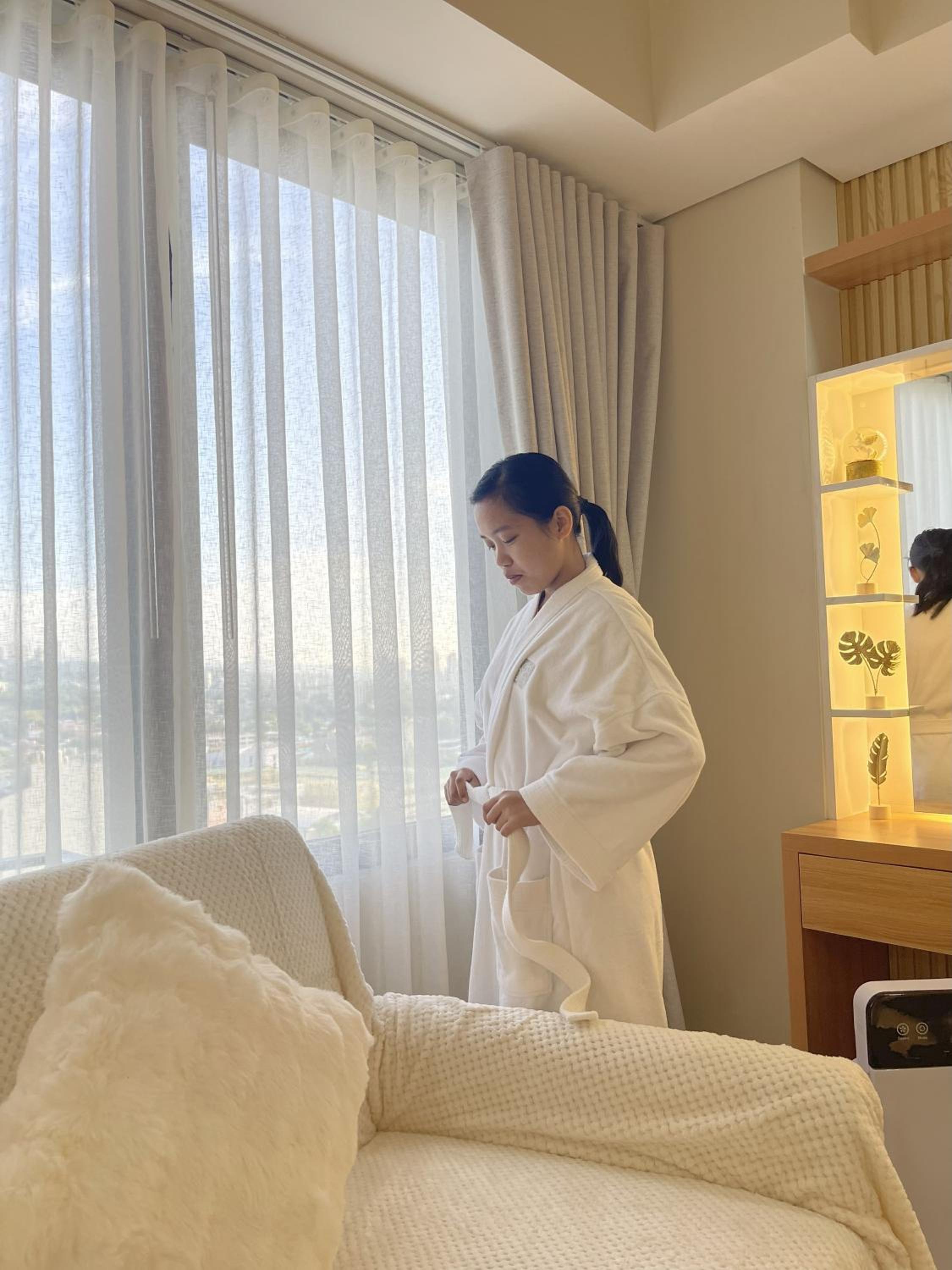 30sqm studio, Queen sized bed, 15th floor, Baseline Prestige Fuente Osmeña Cebu City