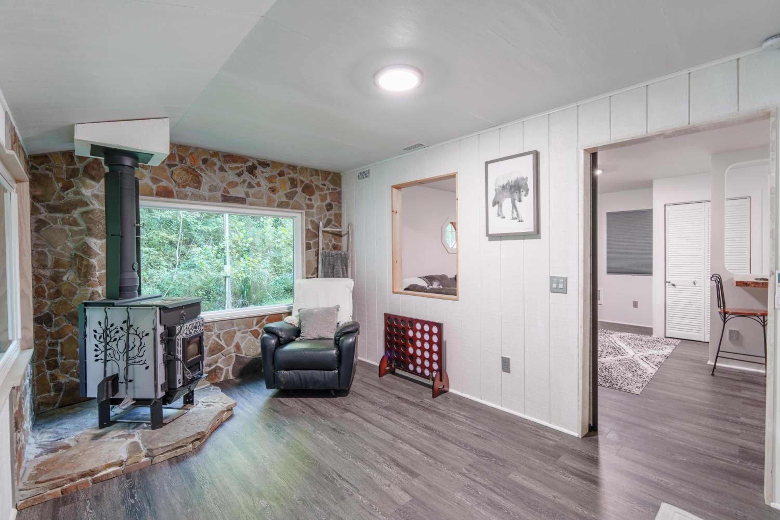 Riverstone Cabin and Retreat