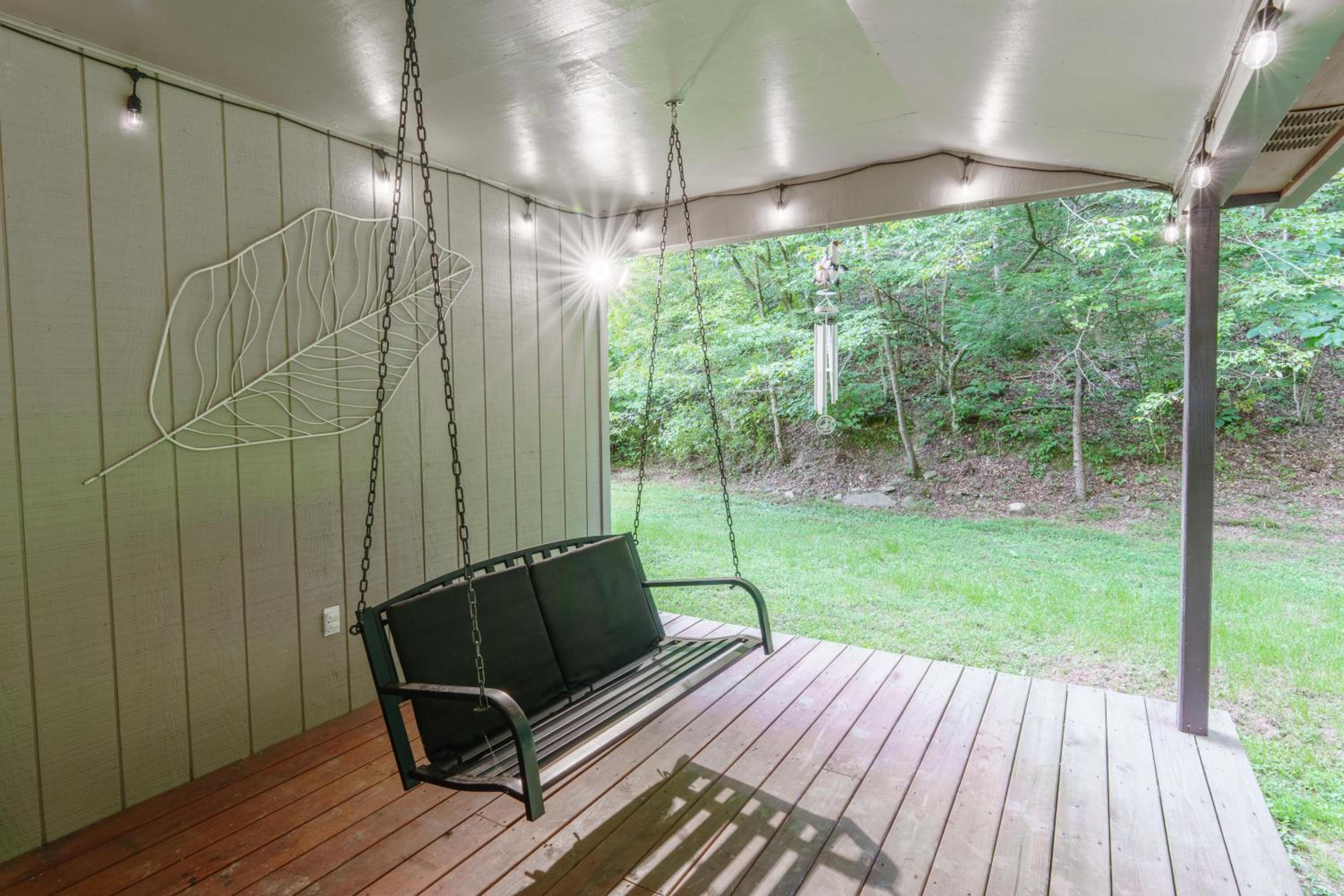 Riverstone Cabin and Retreat
