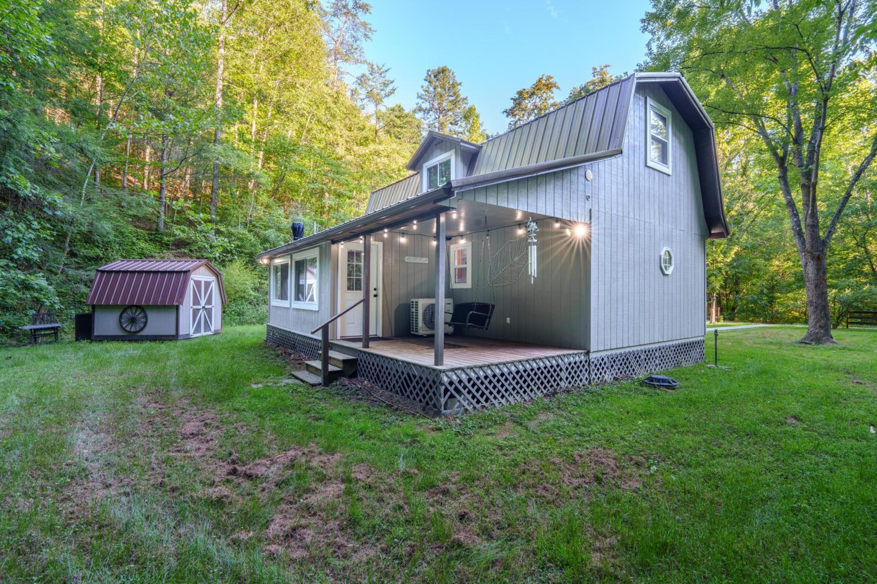 Riverstone Cabin and Retreat