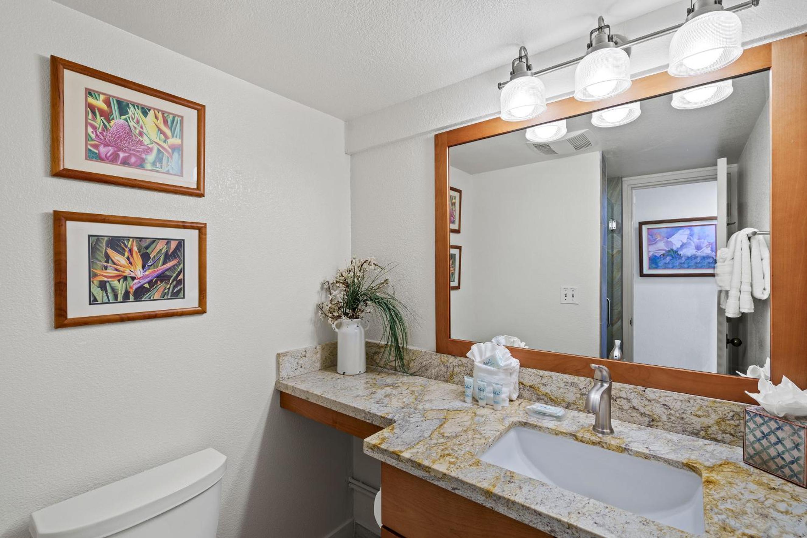 Kamaole Sands 7-206 - Renovated, Courtyard Views, Steps to the Beach, AC
