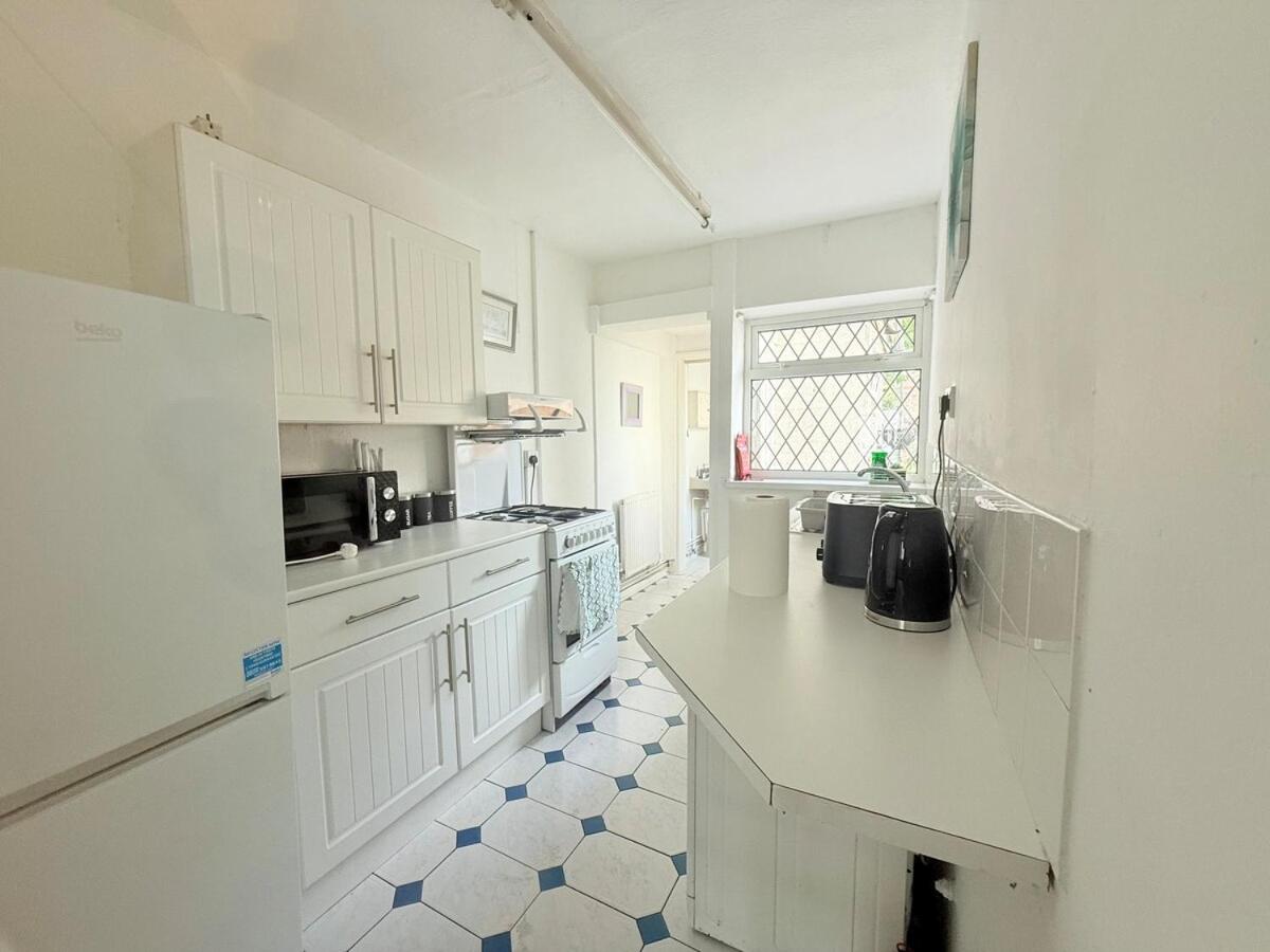 Homey 4 bedroom house for families or large groups