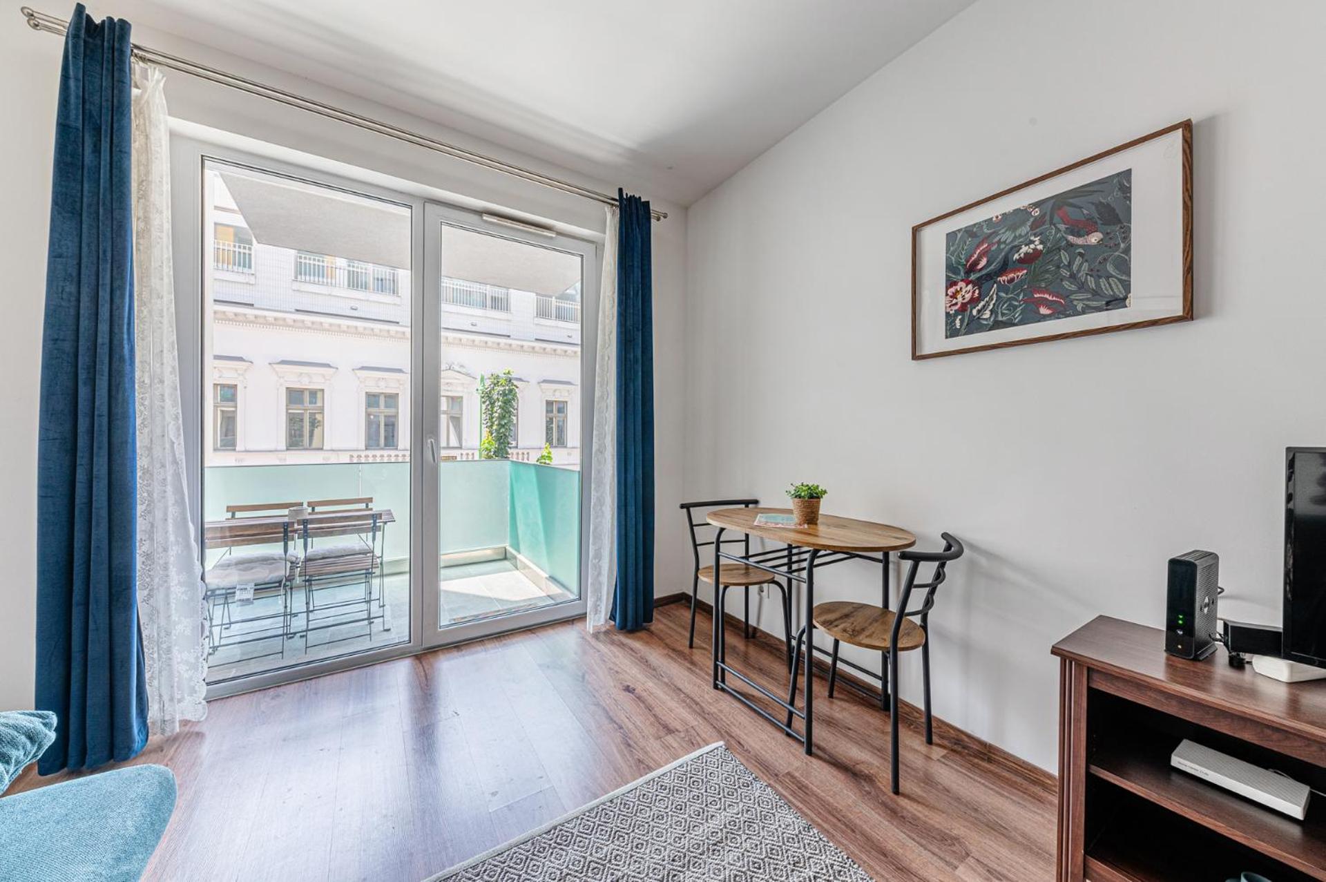 Universo Cordia BB9 -with balcony in cozy area