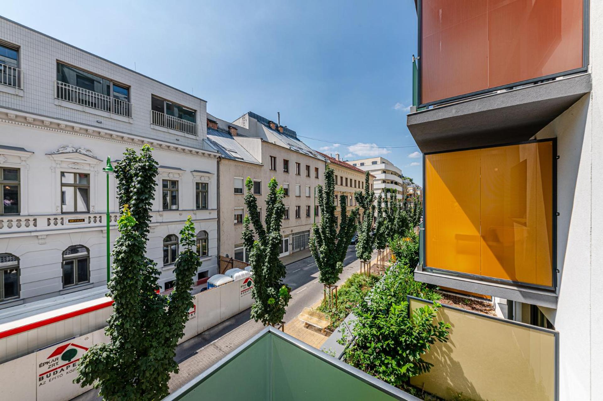Universo Cordia BB9 -with balcony in cozy area