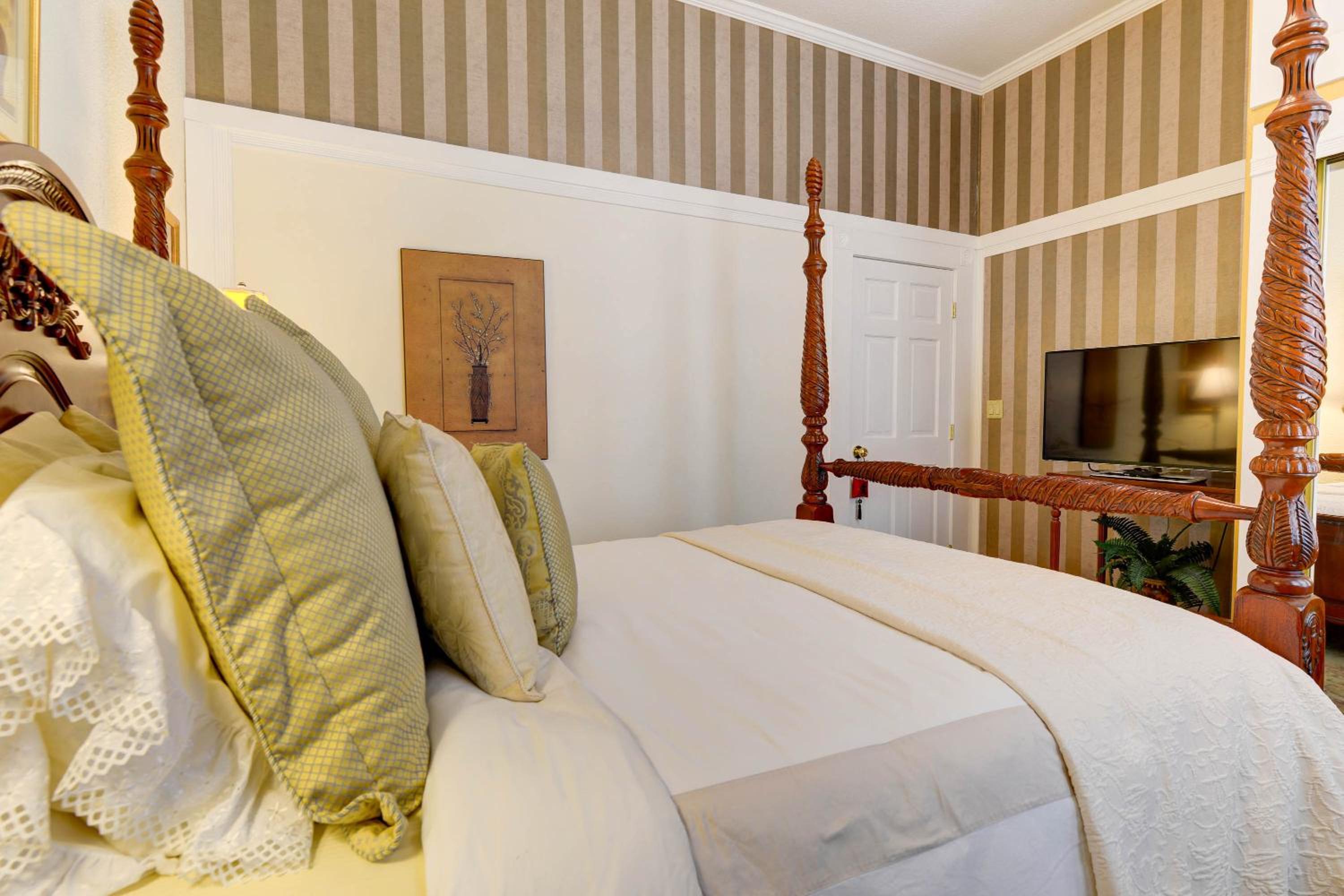 The St. Mary's Inn, Bed and Breakfast