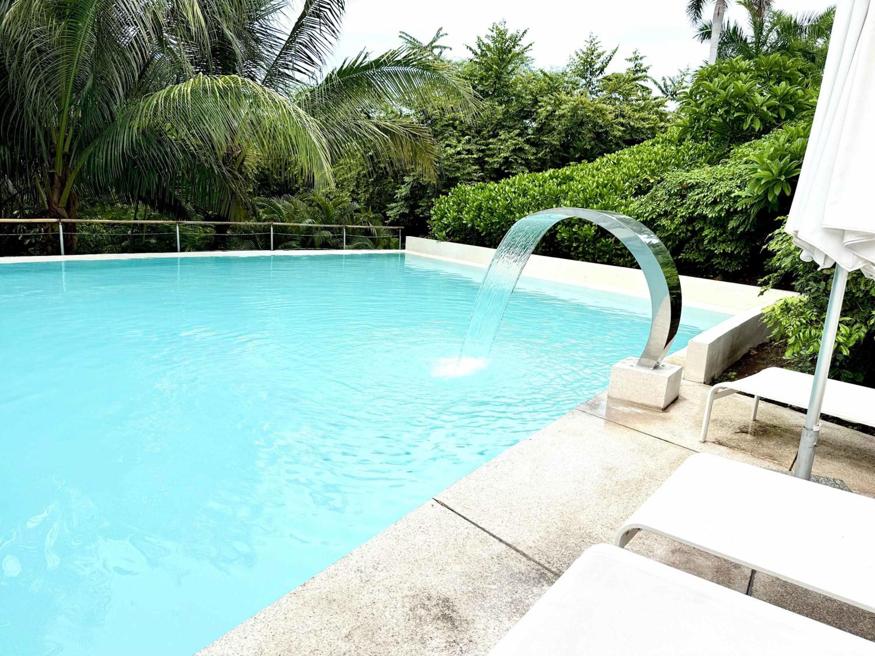 Bolongo 2BR your exclusive oceanfront escape