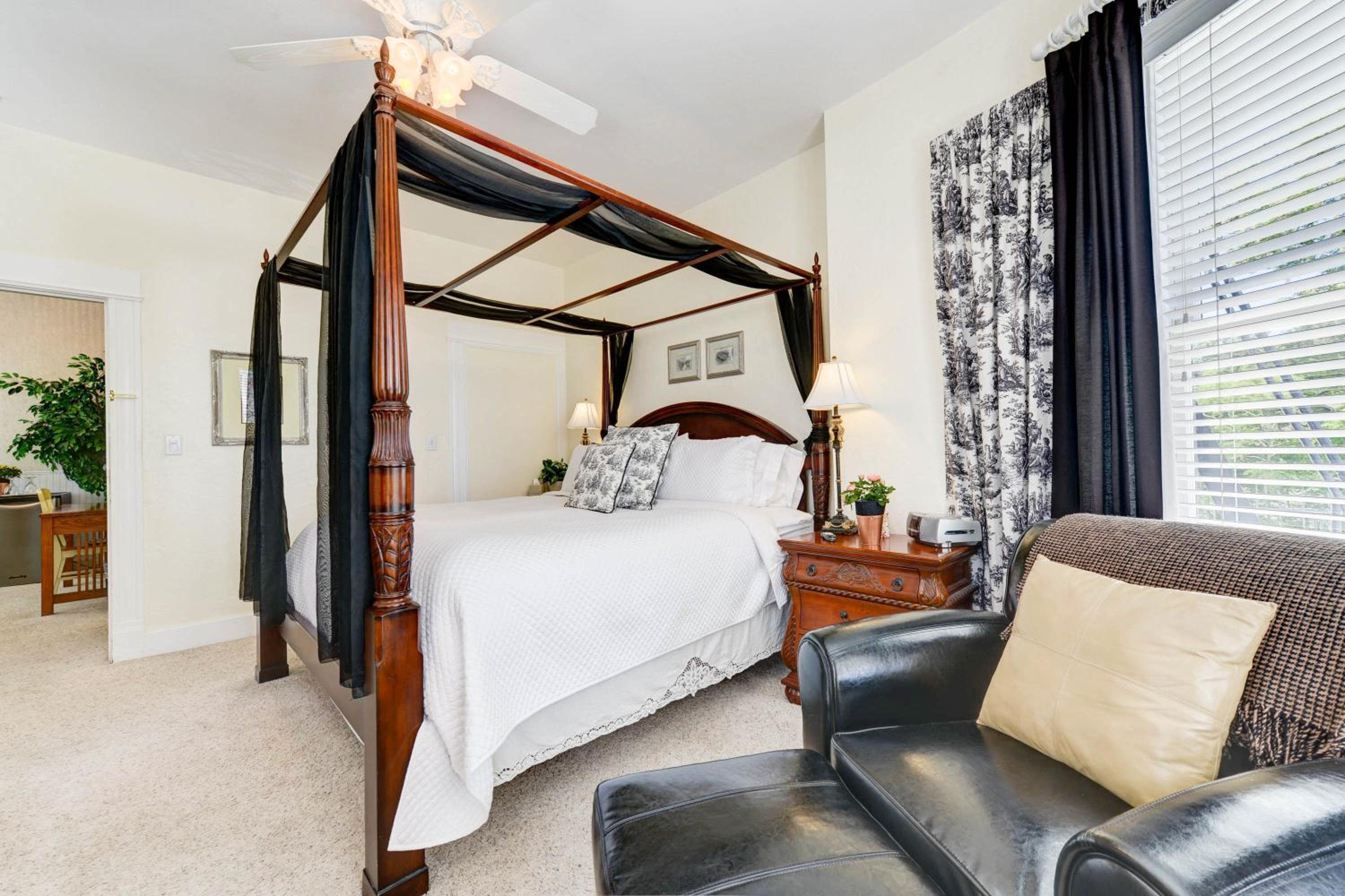 The St. Mary's Inn, Bed and Breakfast