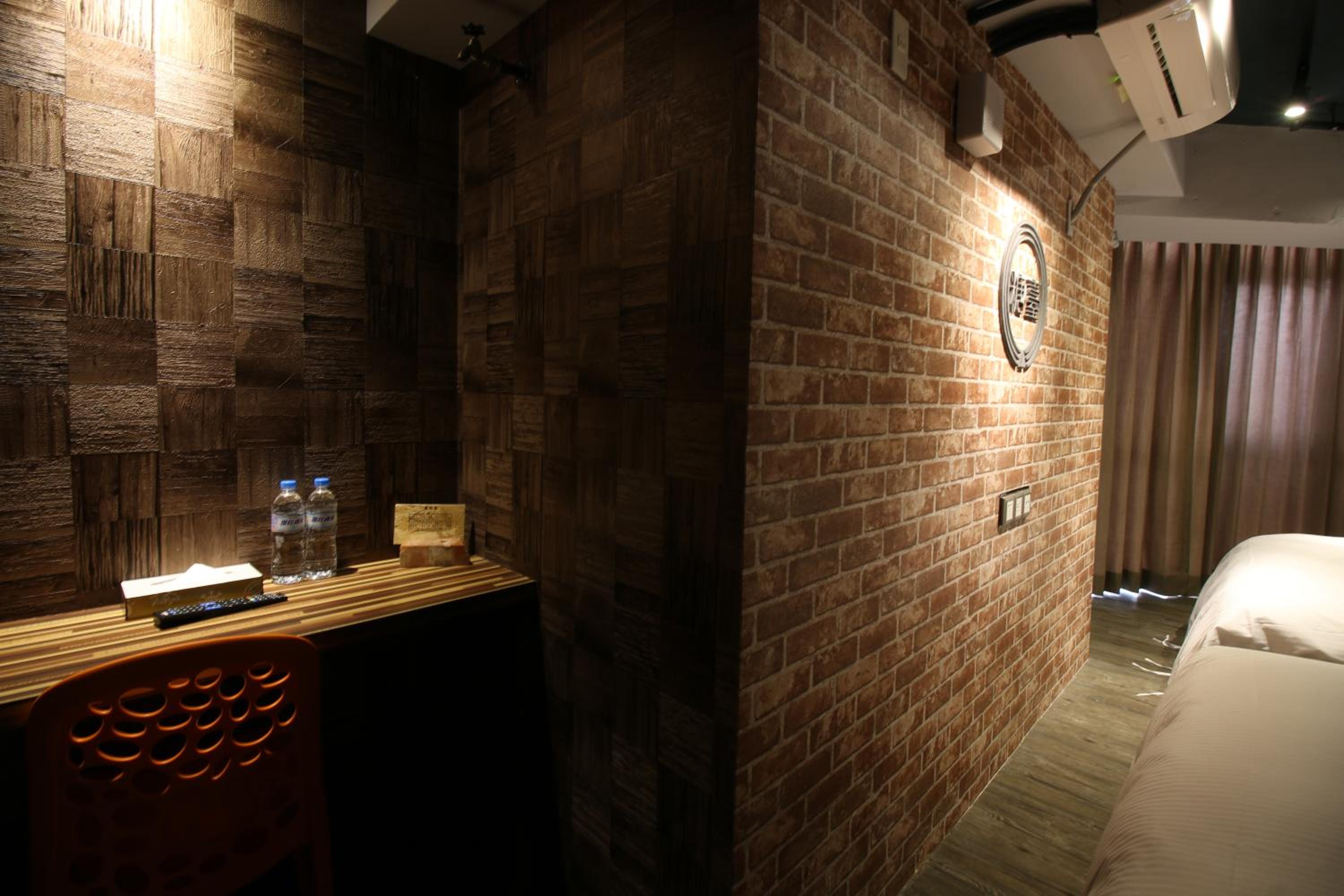 R10 Eco Hotel