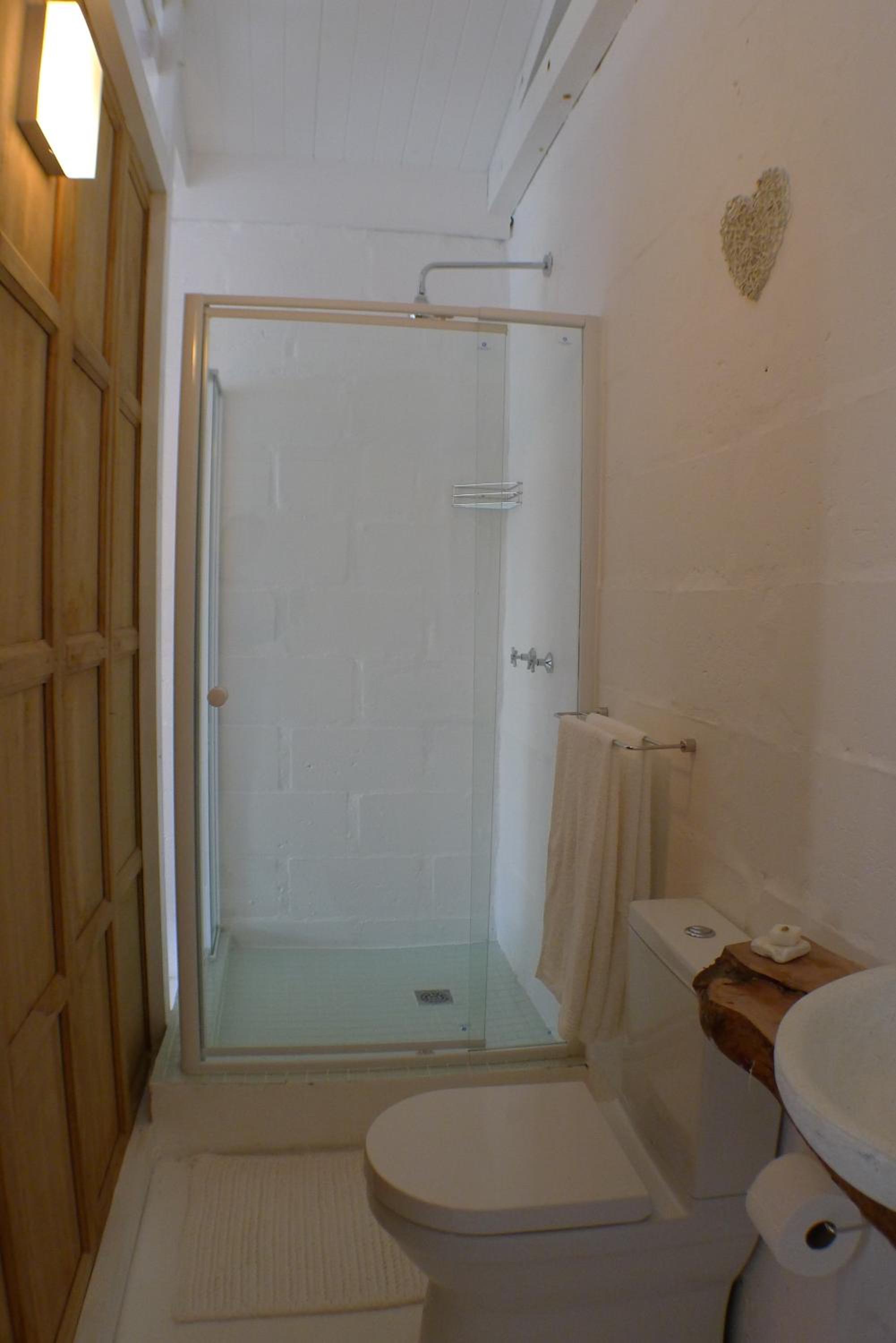 Pashasha Beach House and Hot Tub