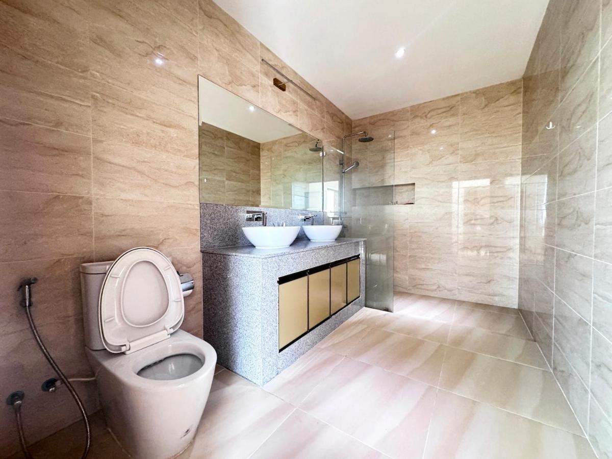 Bobut beach, Koh Samui, Thailand, half mountain sea view, four-bedroom, four-bathroom villa B