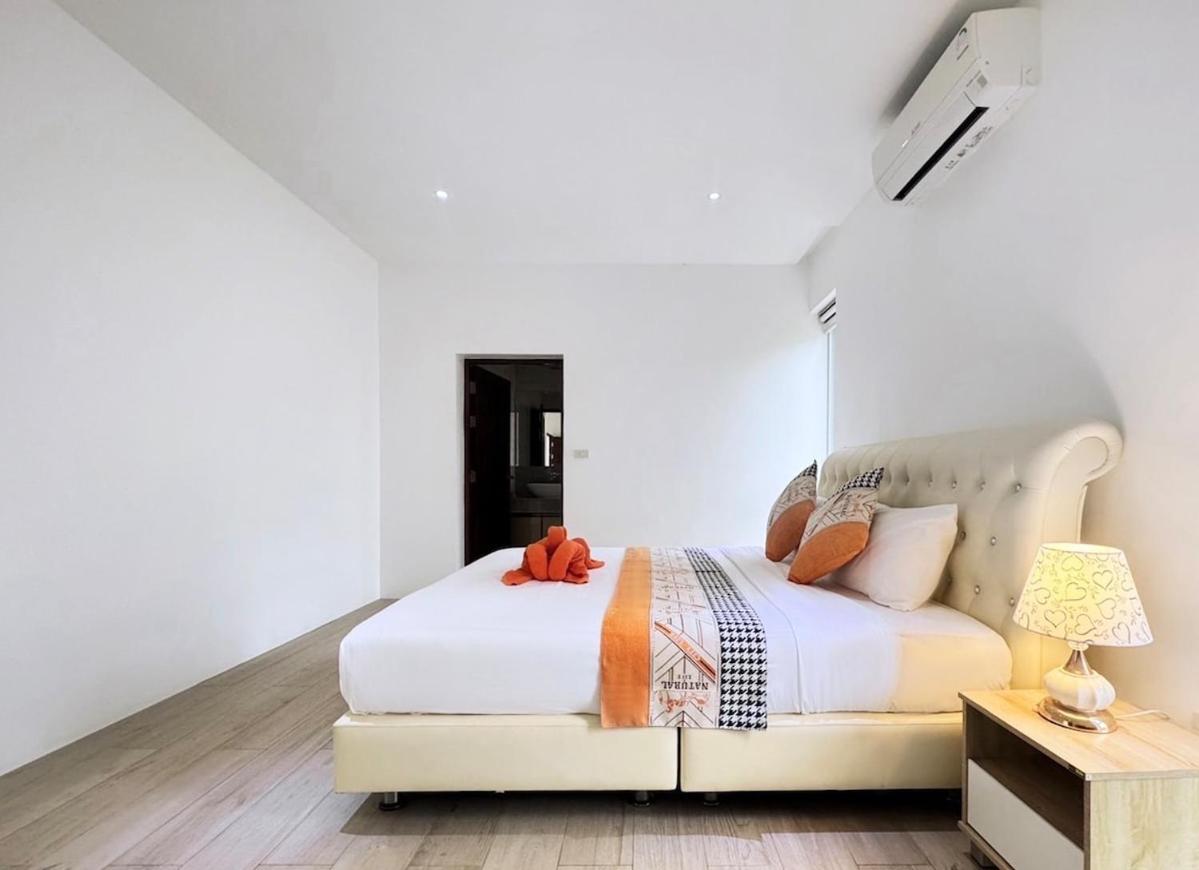 Bobut beach, Koh Samui, Thailand, half mountain sea view, four-bedroom, four-bathroom villa B