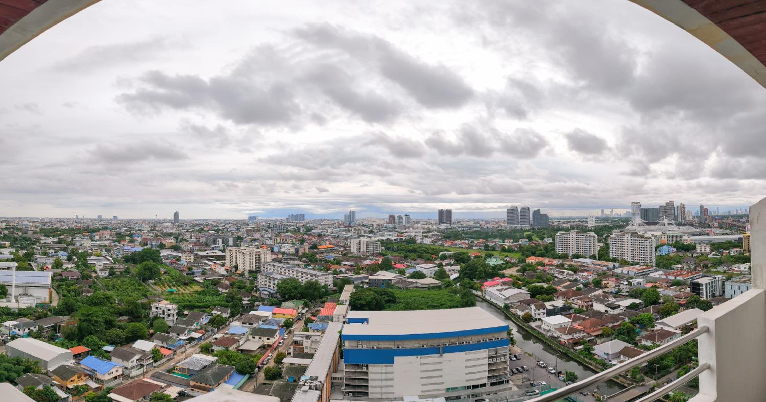 Avana Bangkok Hotel & Convention Centre