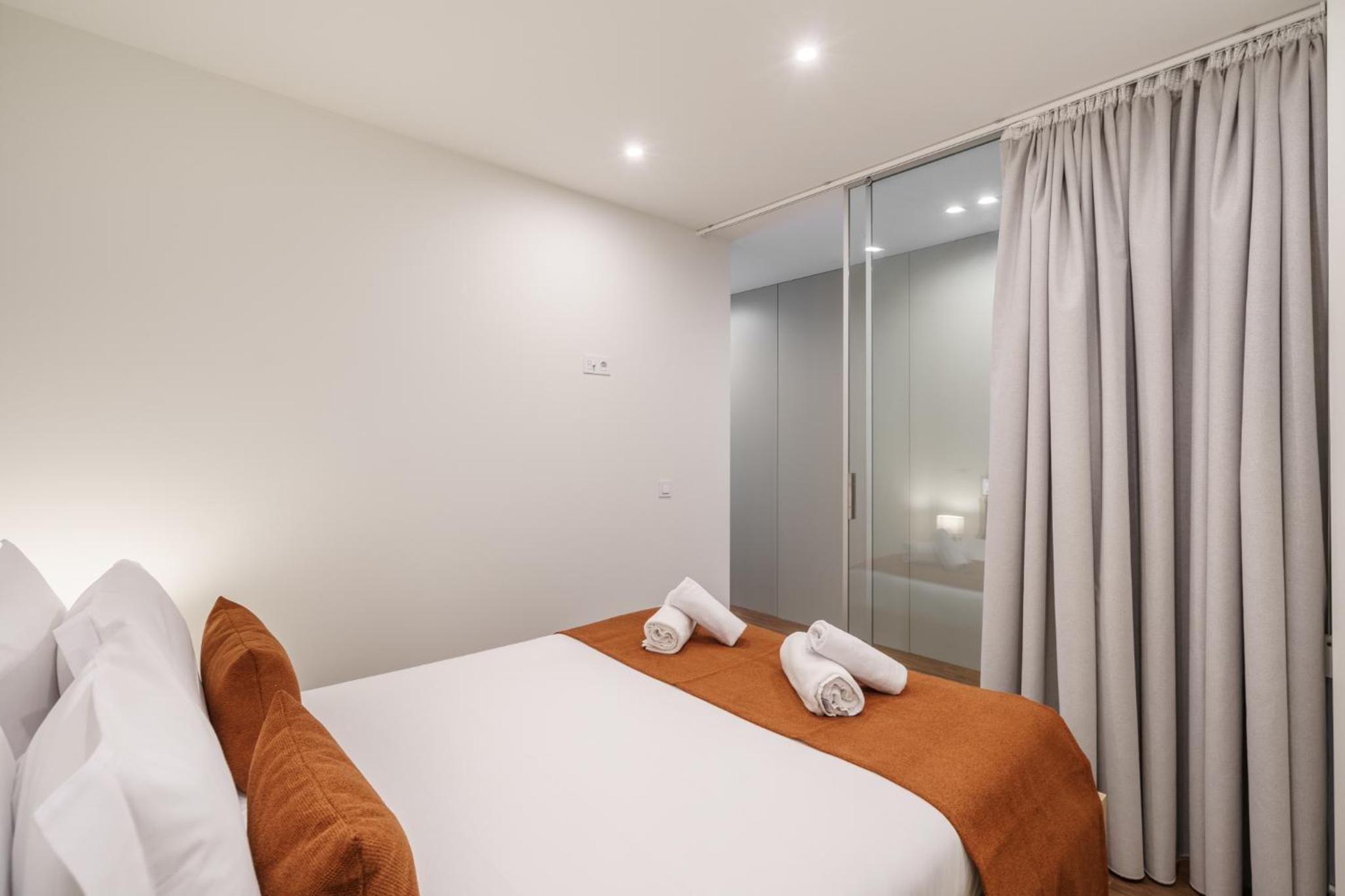 196 Andrade Corvo Apartment by Minho's Guest