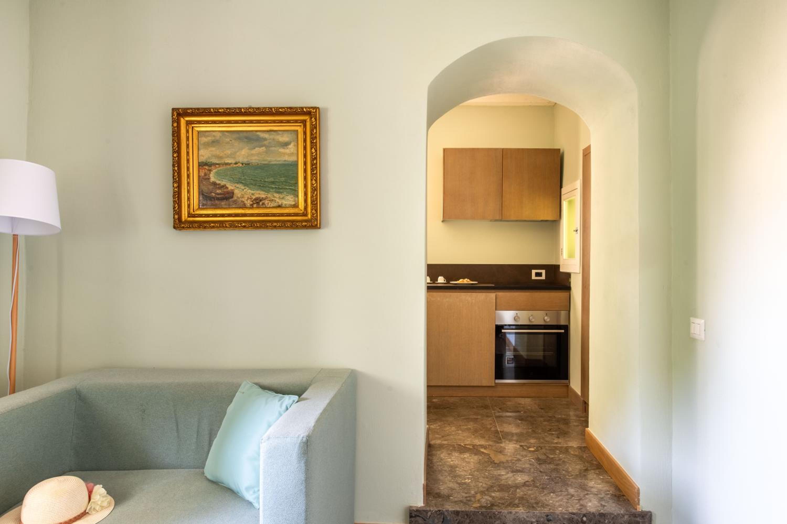 Palazzo De Gregorio - Apartments