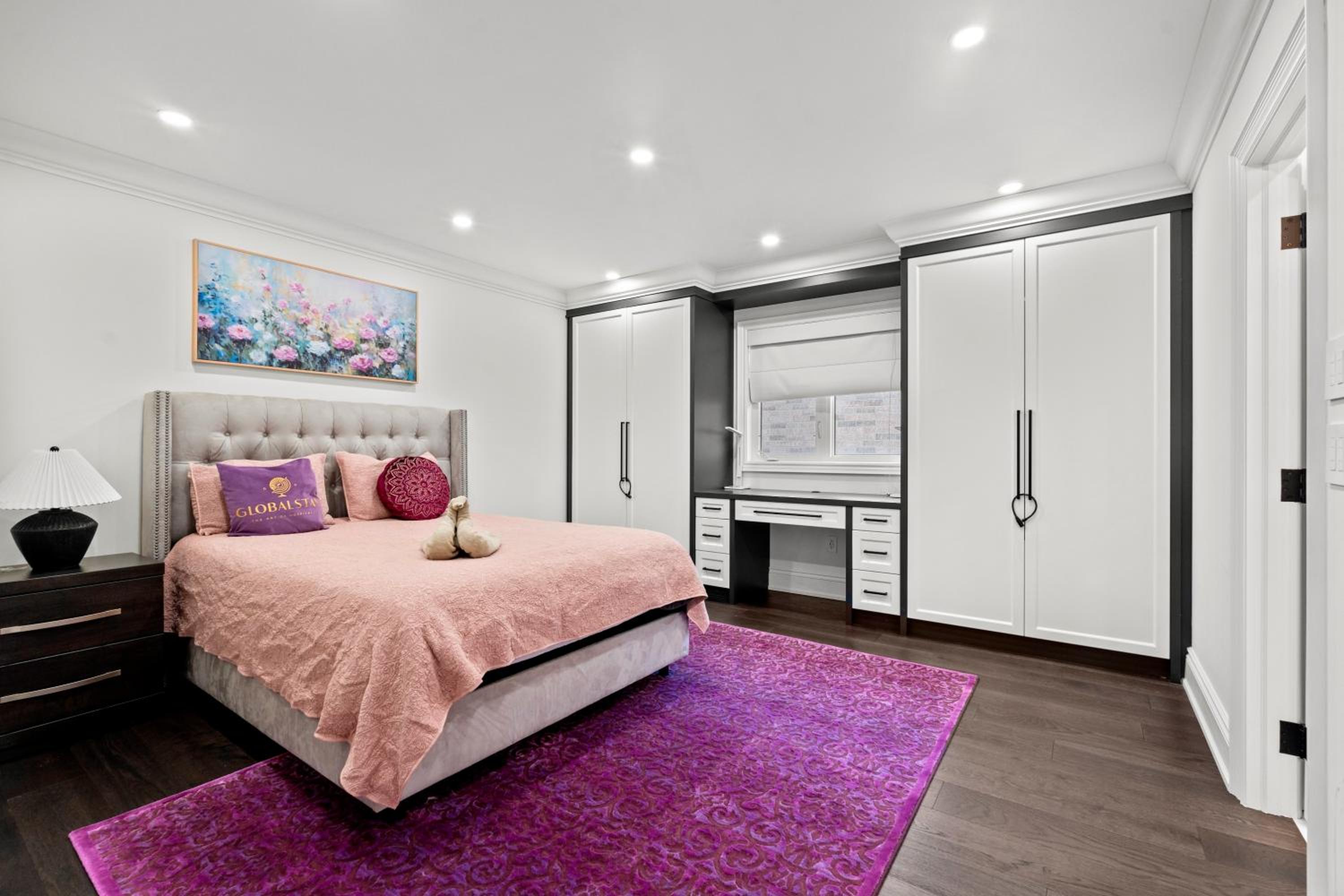 GlobalStay Luxury 4 Bedroom House Wonderland Vaughan
