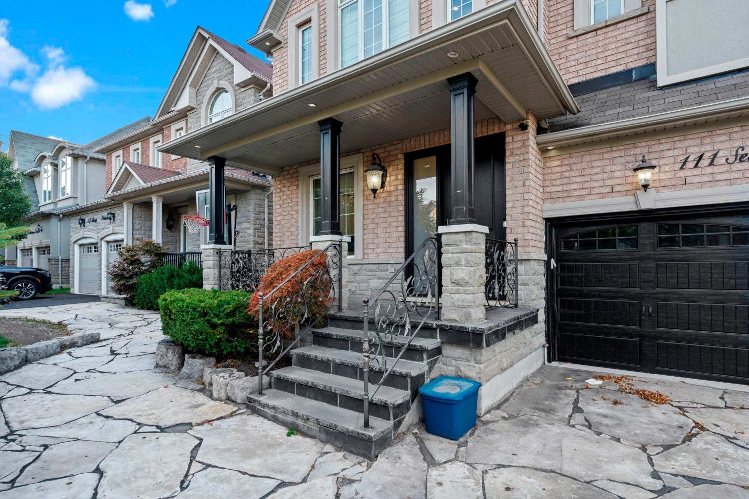 GlobalStay Luxury 4 Bedroom House Wonderland Vaughan