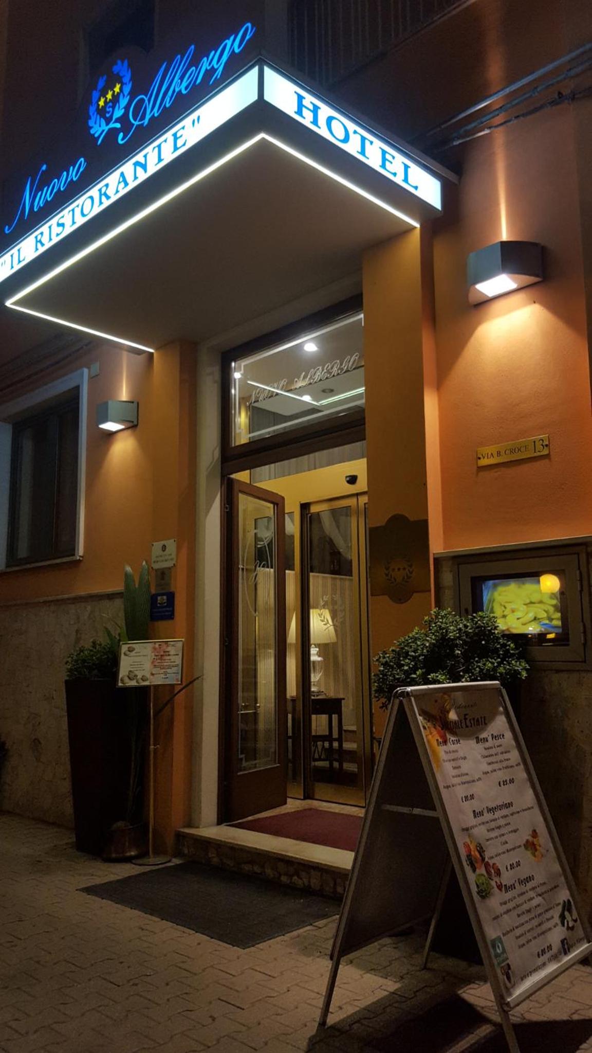 Hotel Nuovo Albergo - Image 1