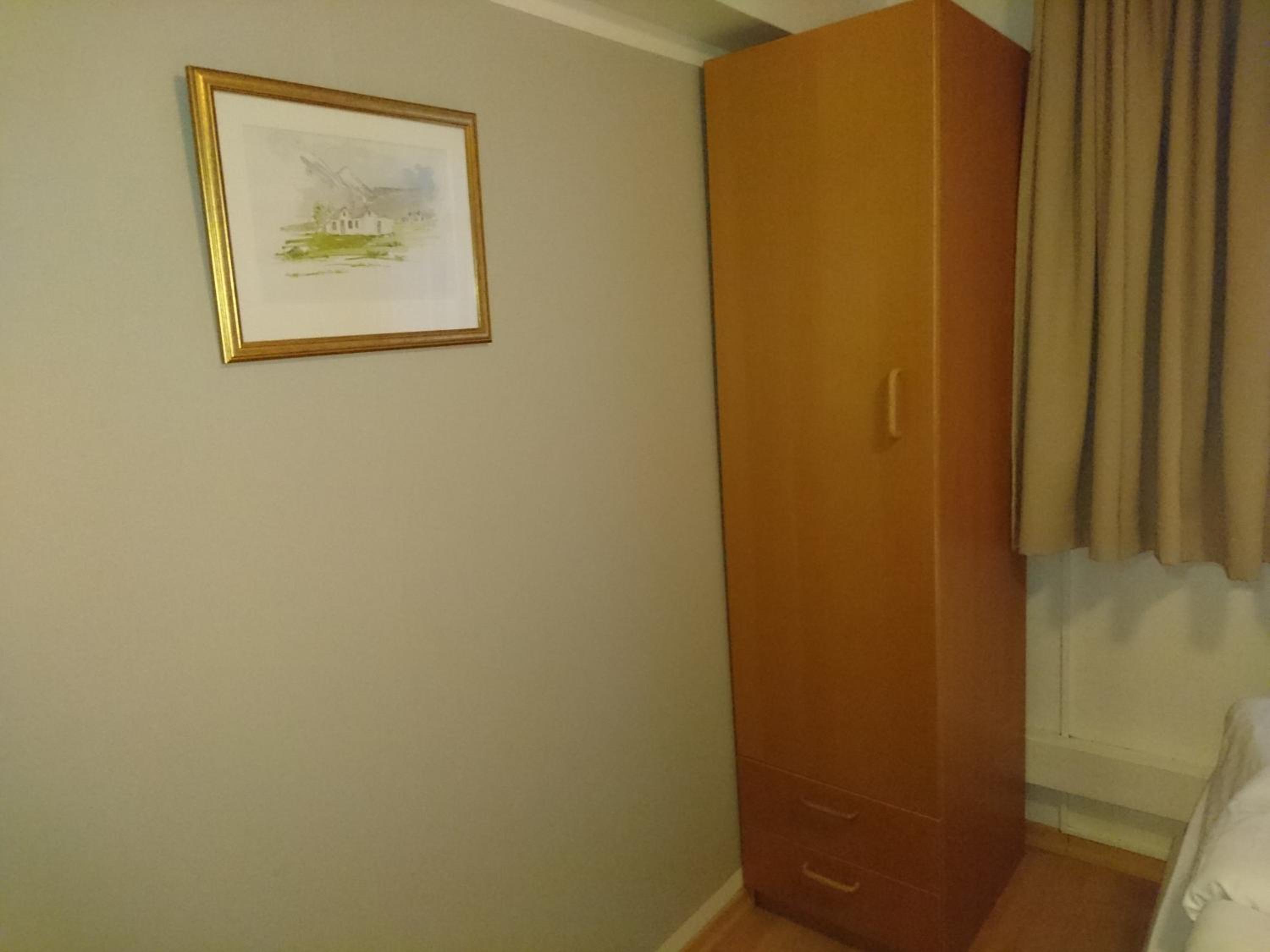 Photo 32