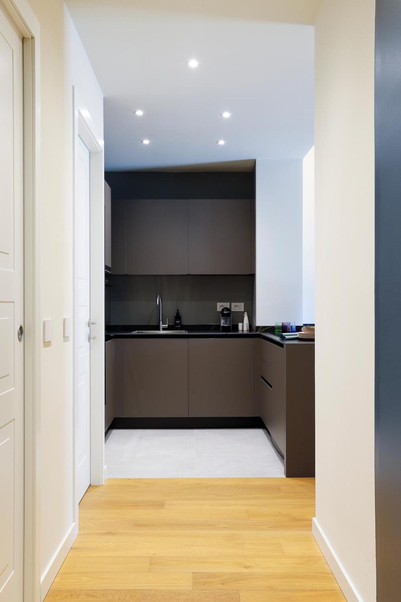 MilanLife Apartments - DTown Elegance