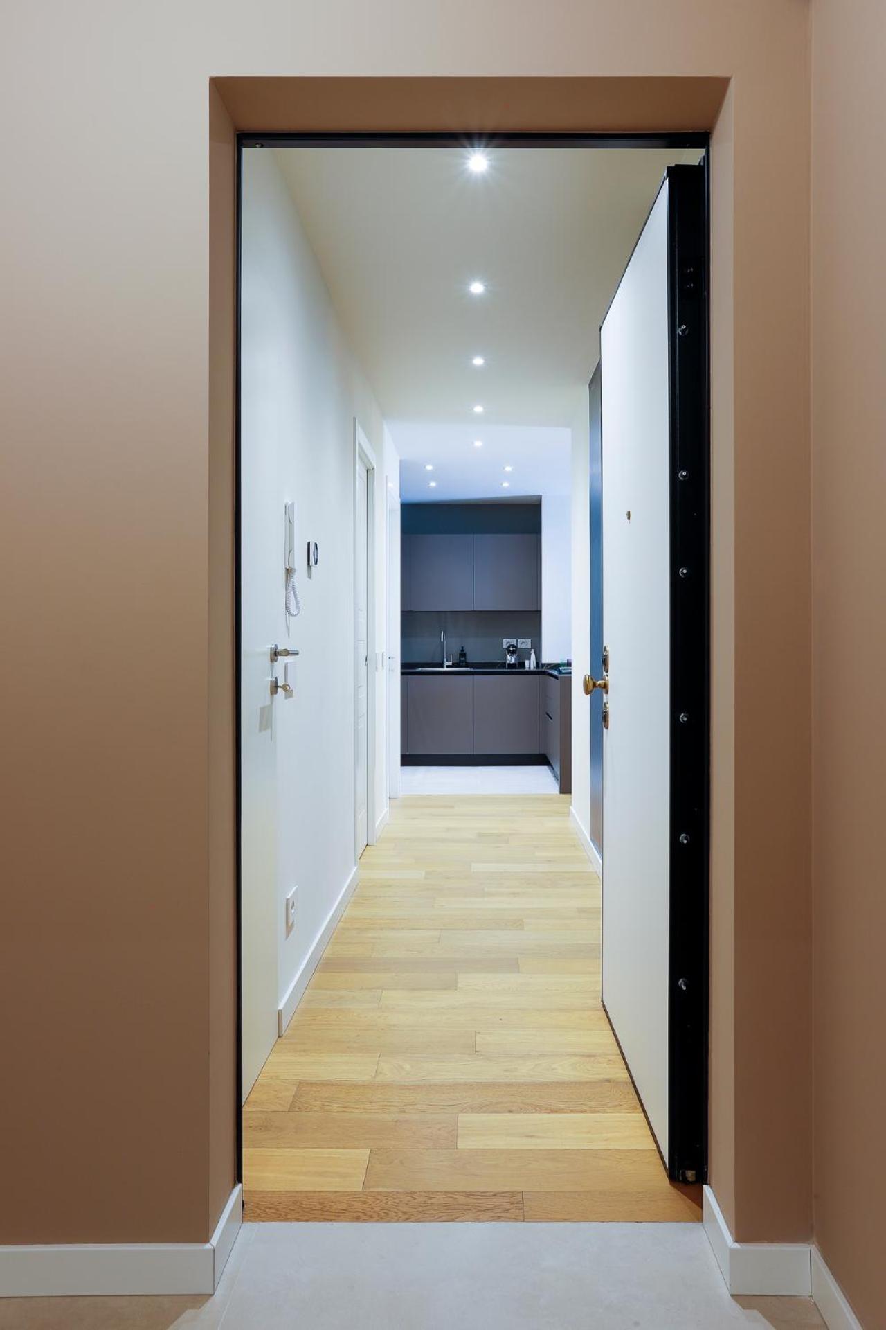 MilanLife Apartments - DTown Elegance