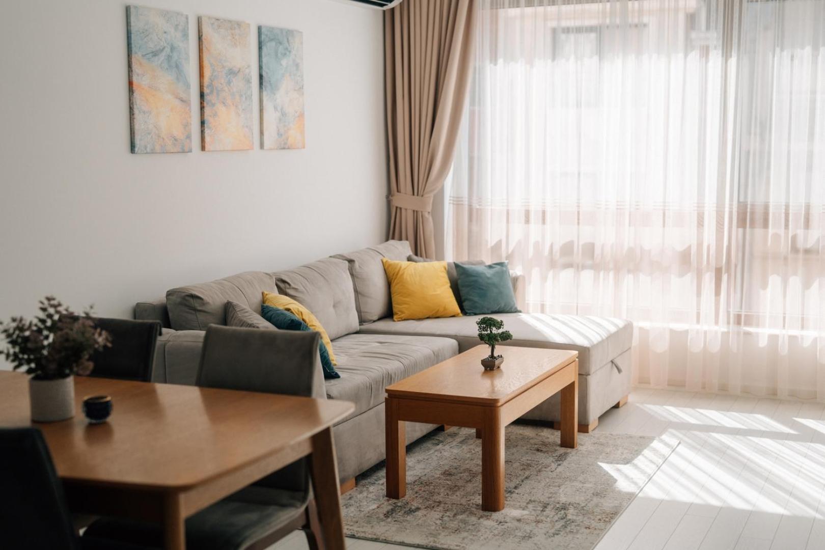 Grand Karavel - Luxury Central 1BR + Parking