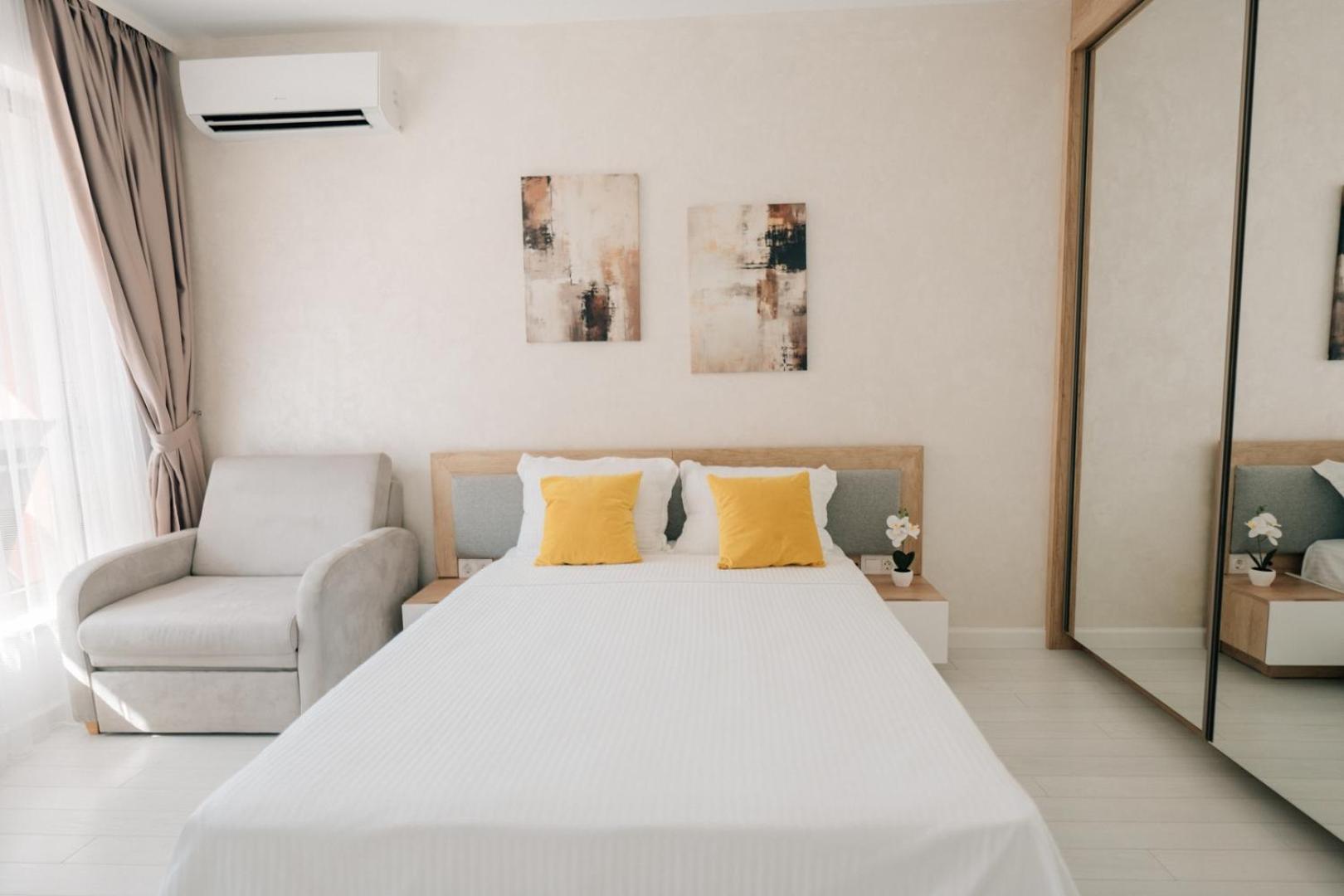 Grand Karavel - Luxury Central 1BR + Parking