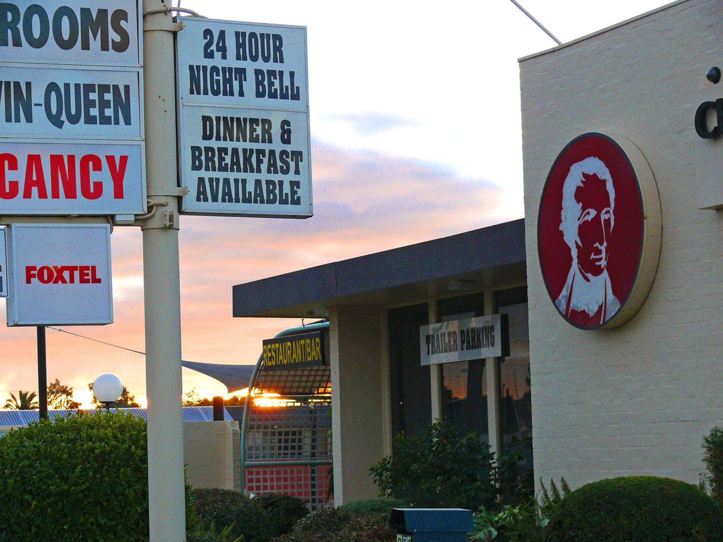 Charles Sturt Motor Inn