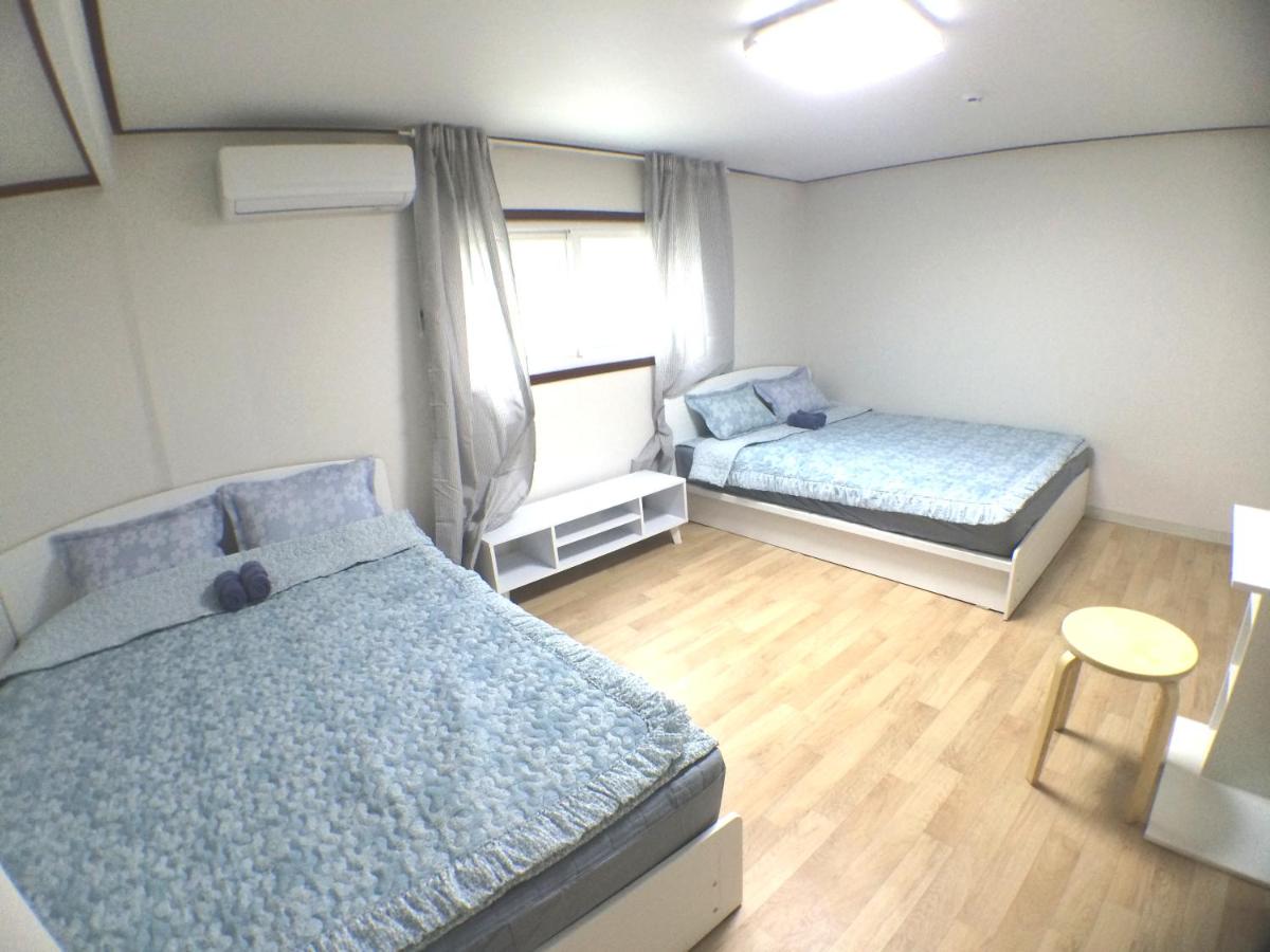 Jeong House