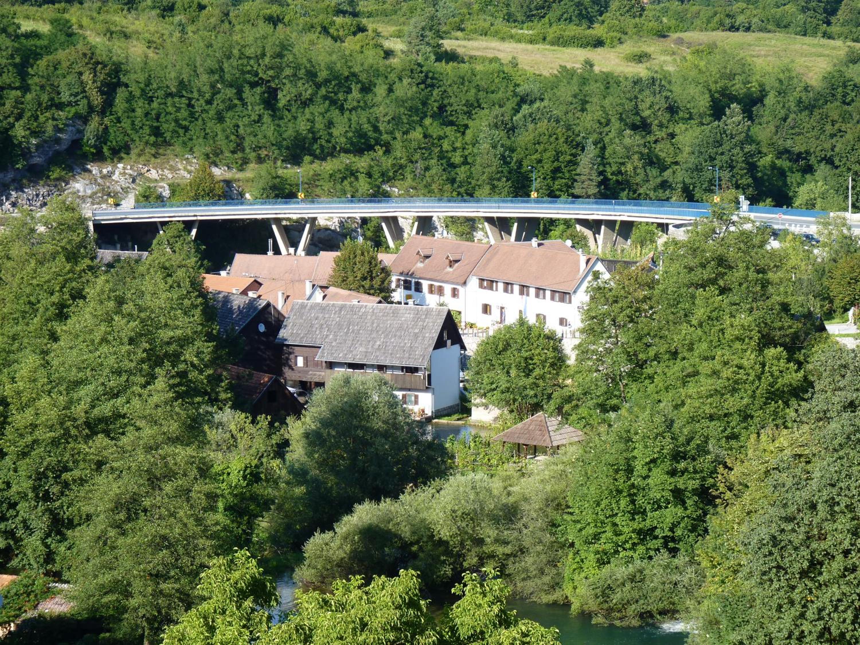 Photo 14