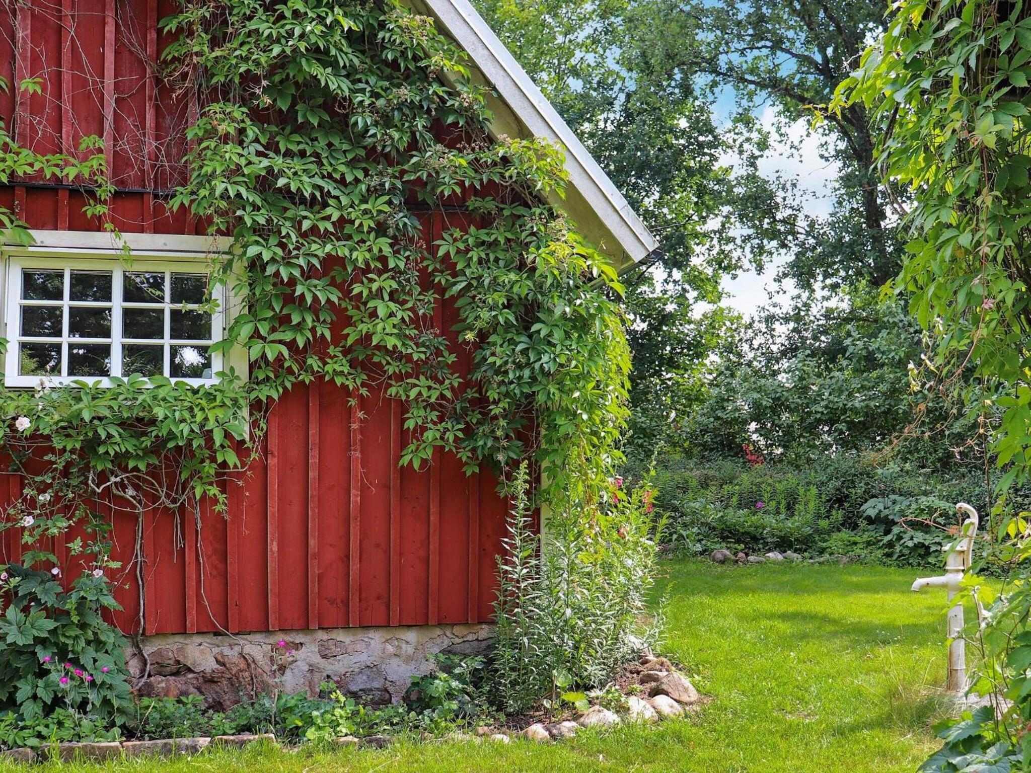 6 person holiday home in ÖRKELJUNGA