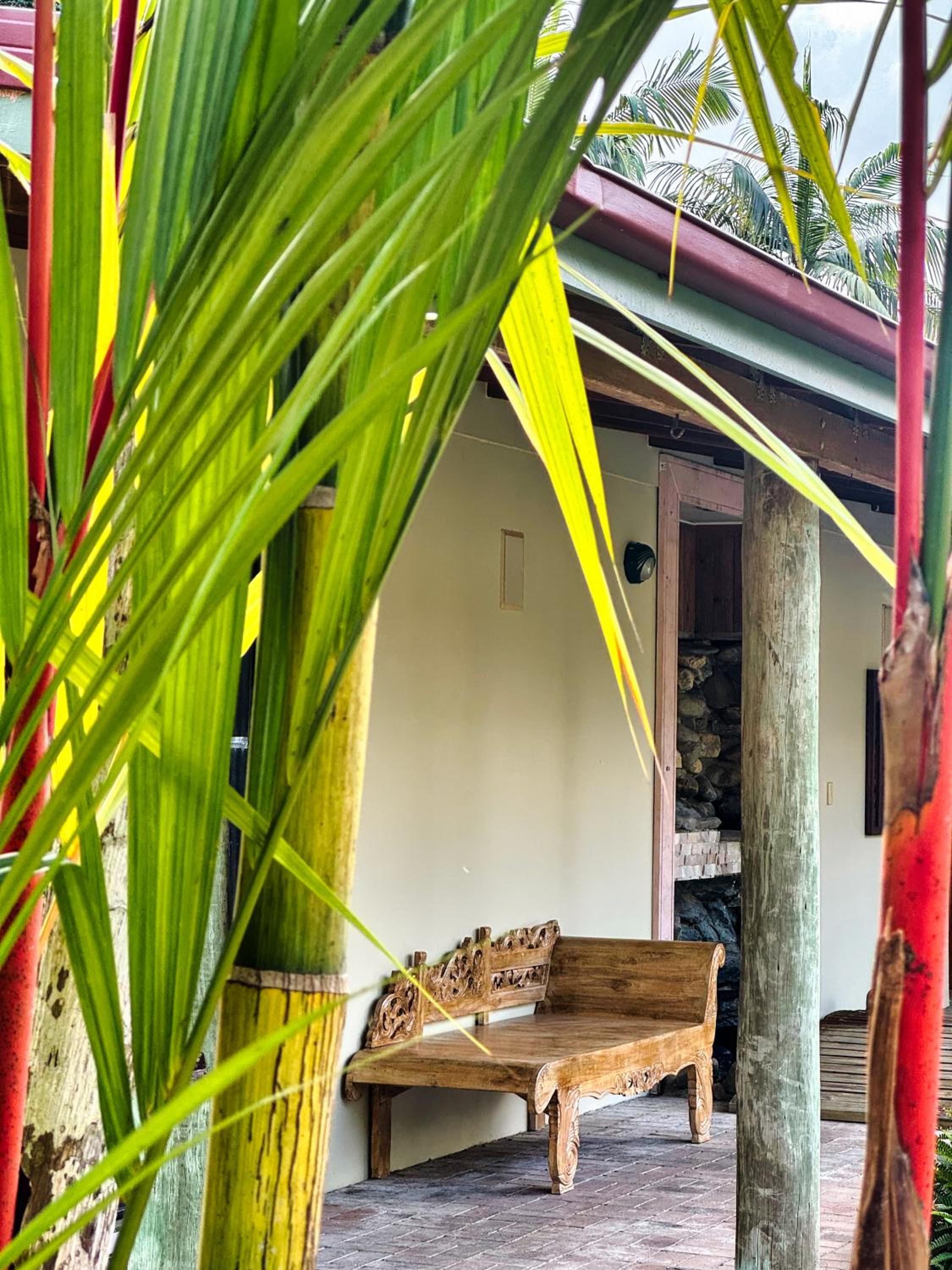 Ahana Hillside - Scenic Stay Near Cairns