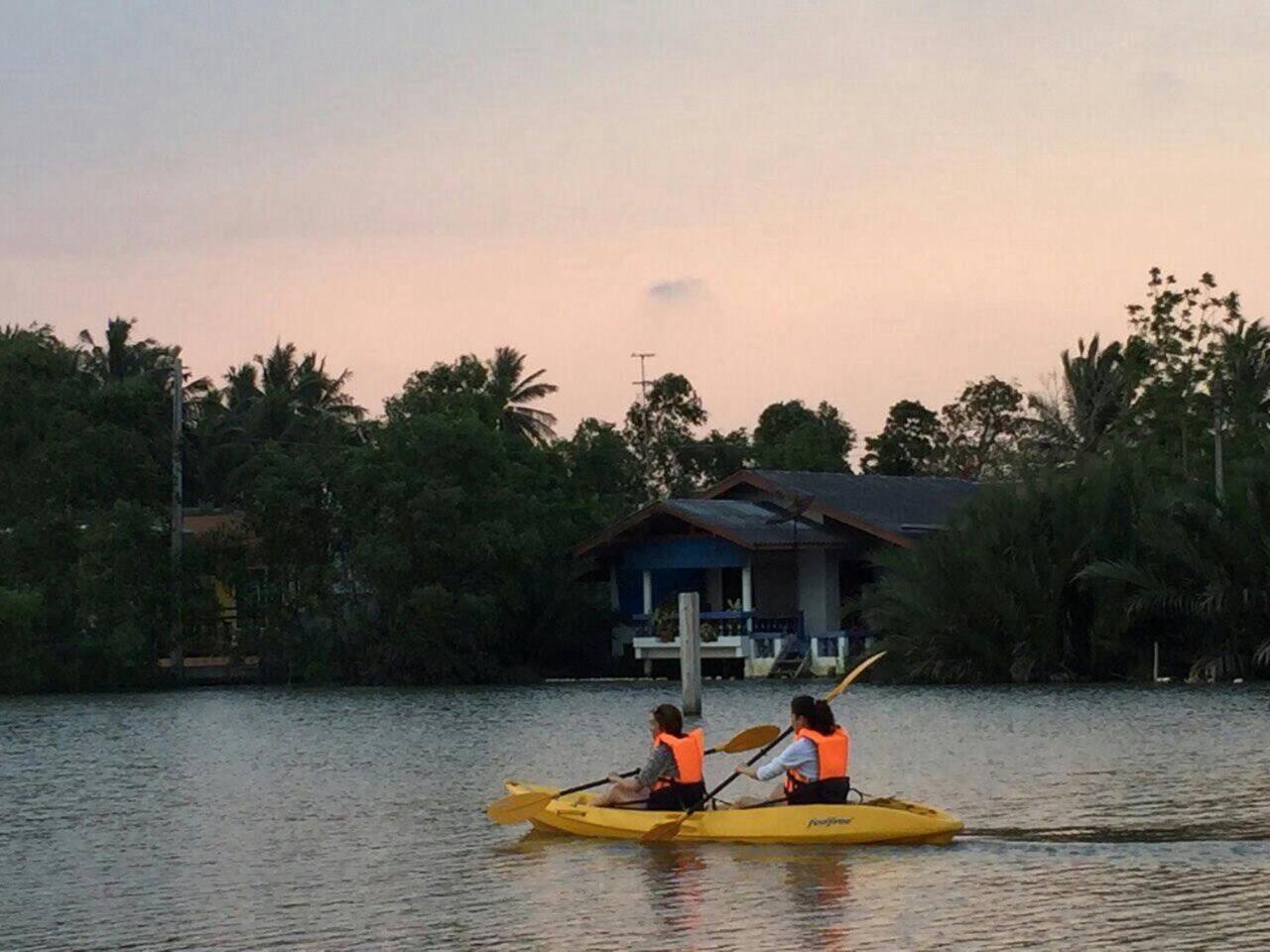 Amphawa Caza Platuu