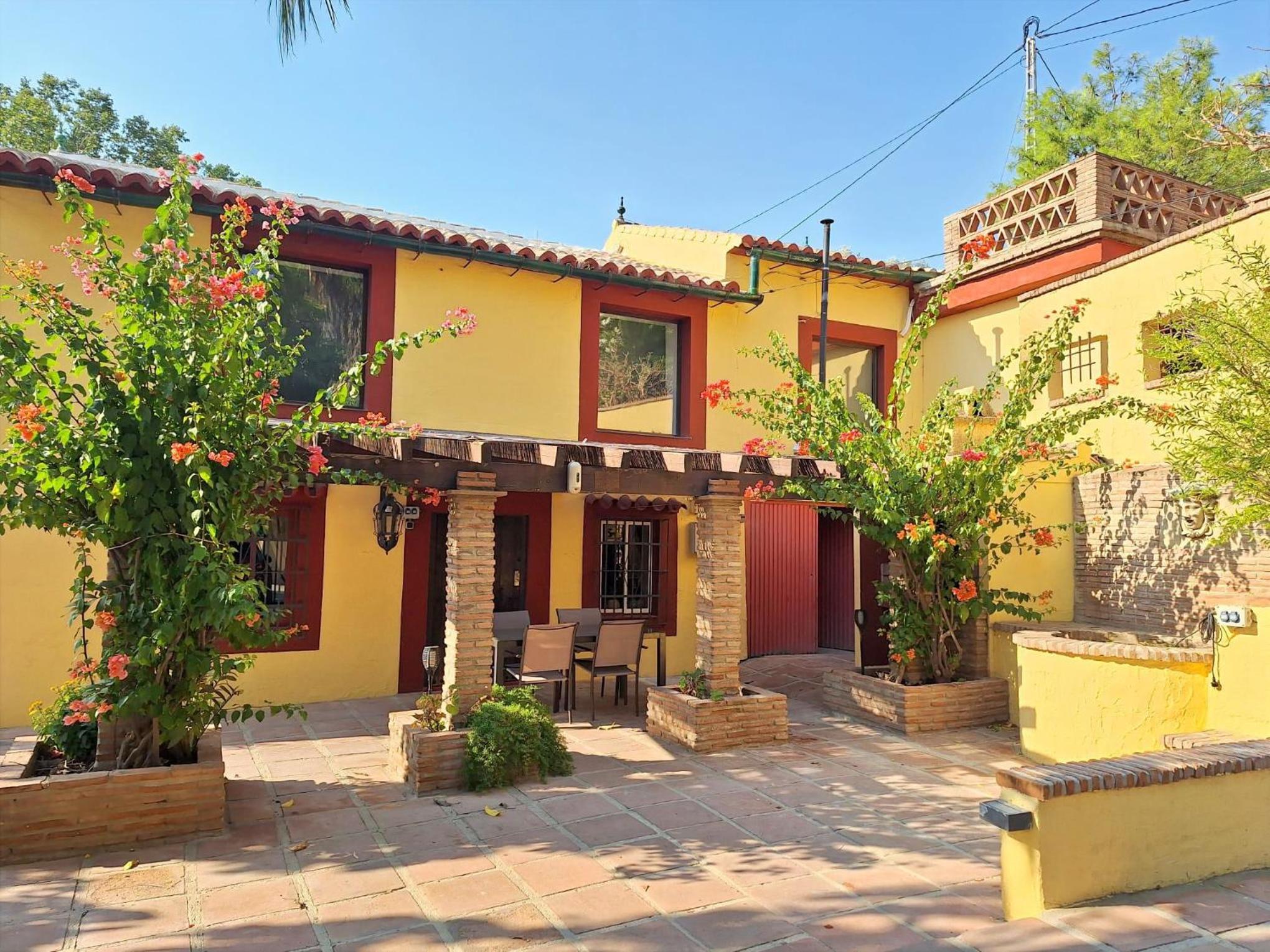 Finca Fenix Apartments with Pool in Álora